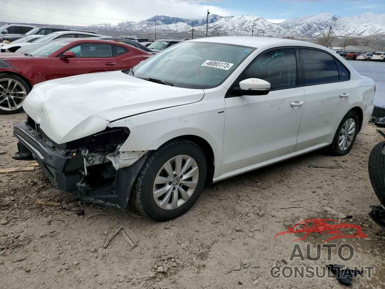 VOLKSWAGEN PASSAT 2015 - 1VWAS7A36FC006857