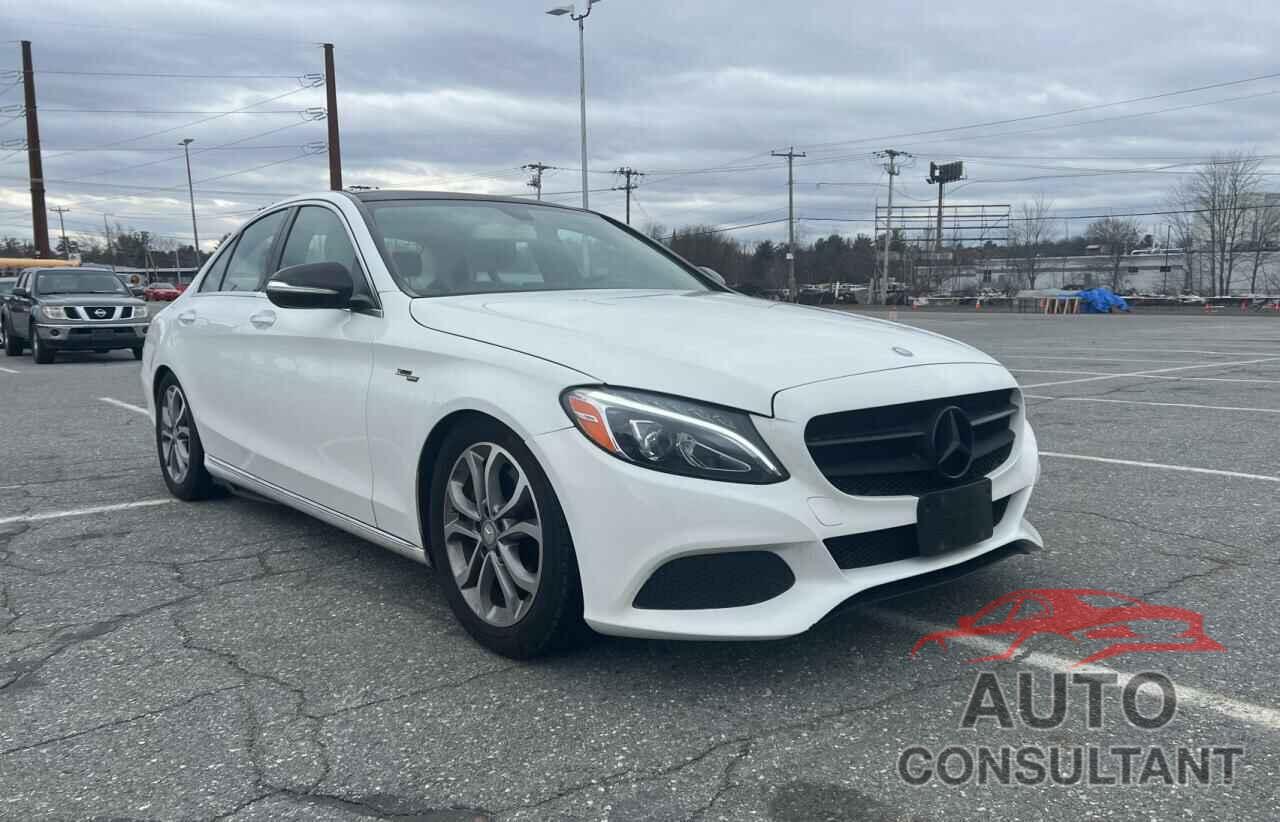 MERCEDES-BENZ C-CLASS 2015 - 55SWF4KB1FU038599