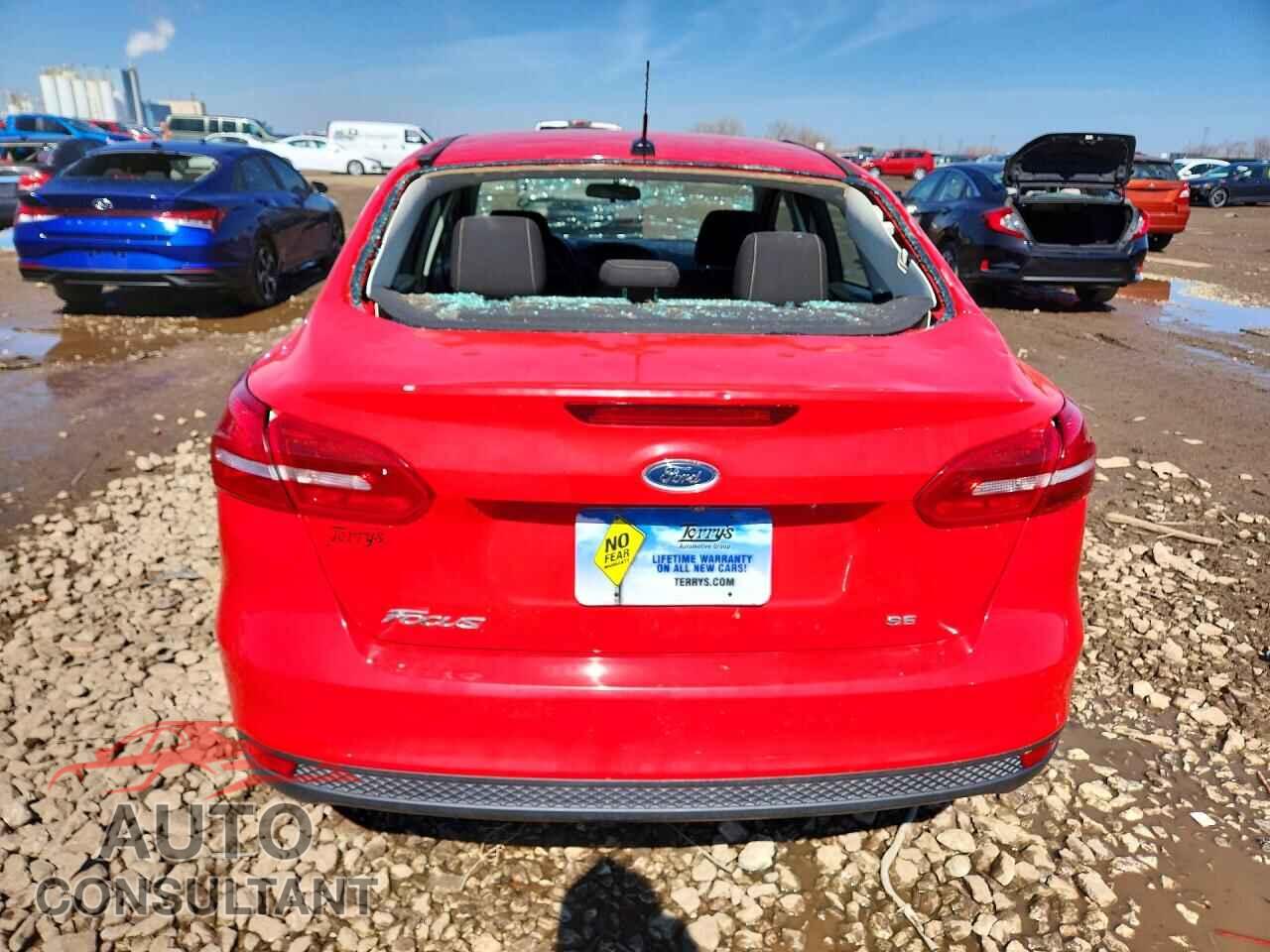 FORD FOCUS 2016 - 1FADP3F2XGL240470