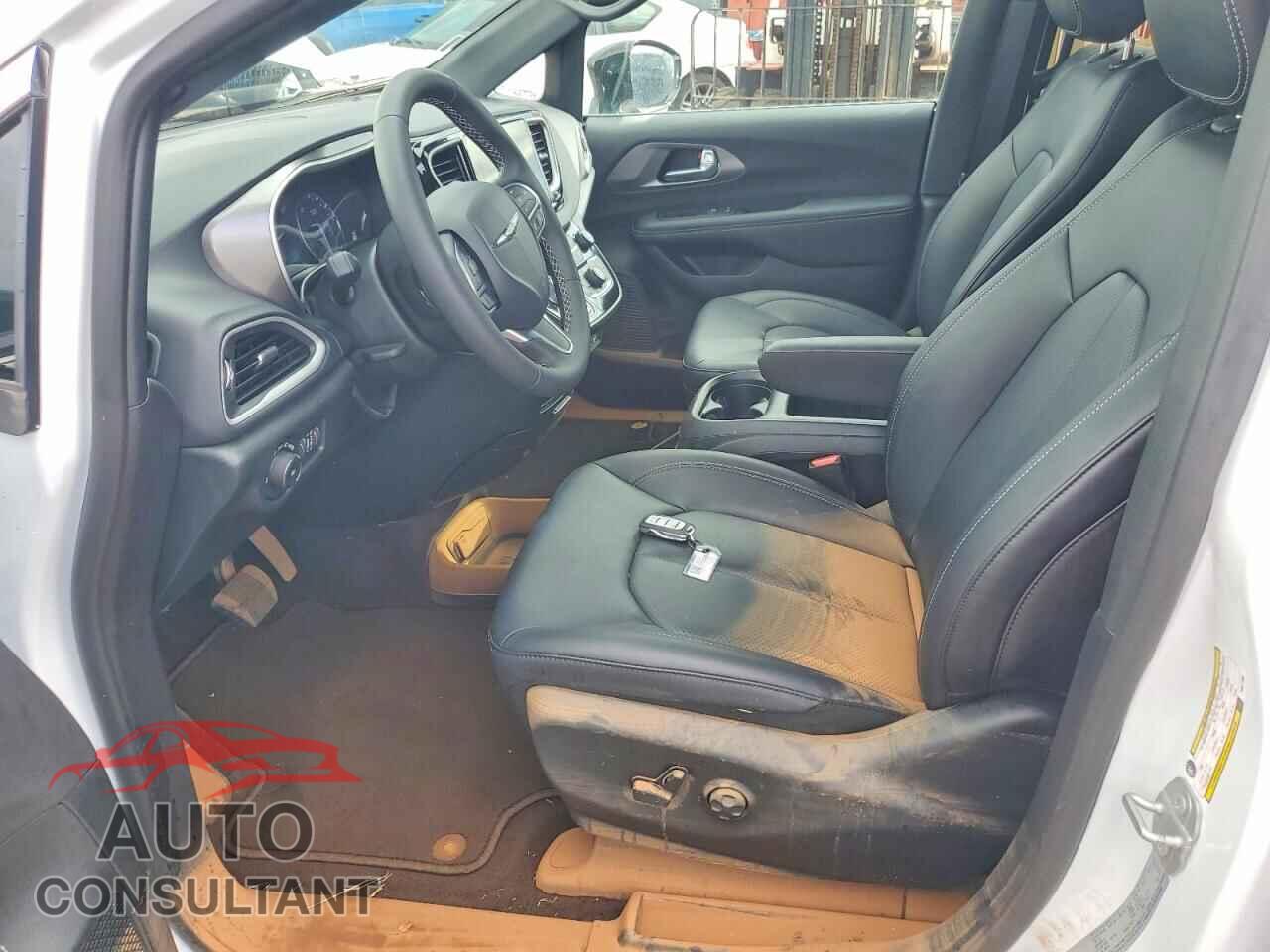 CHRYSLER PACIFICA 2025 - 2C4RC1BG0SR611993