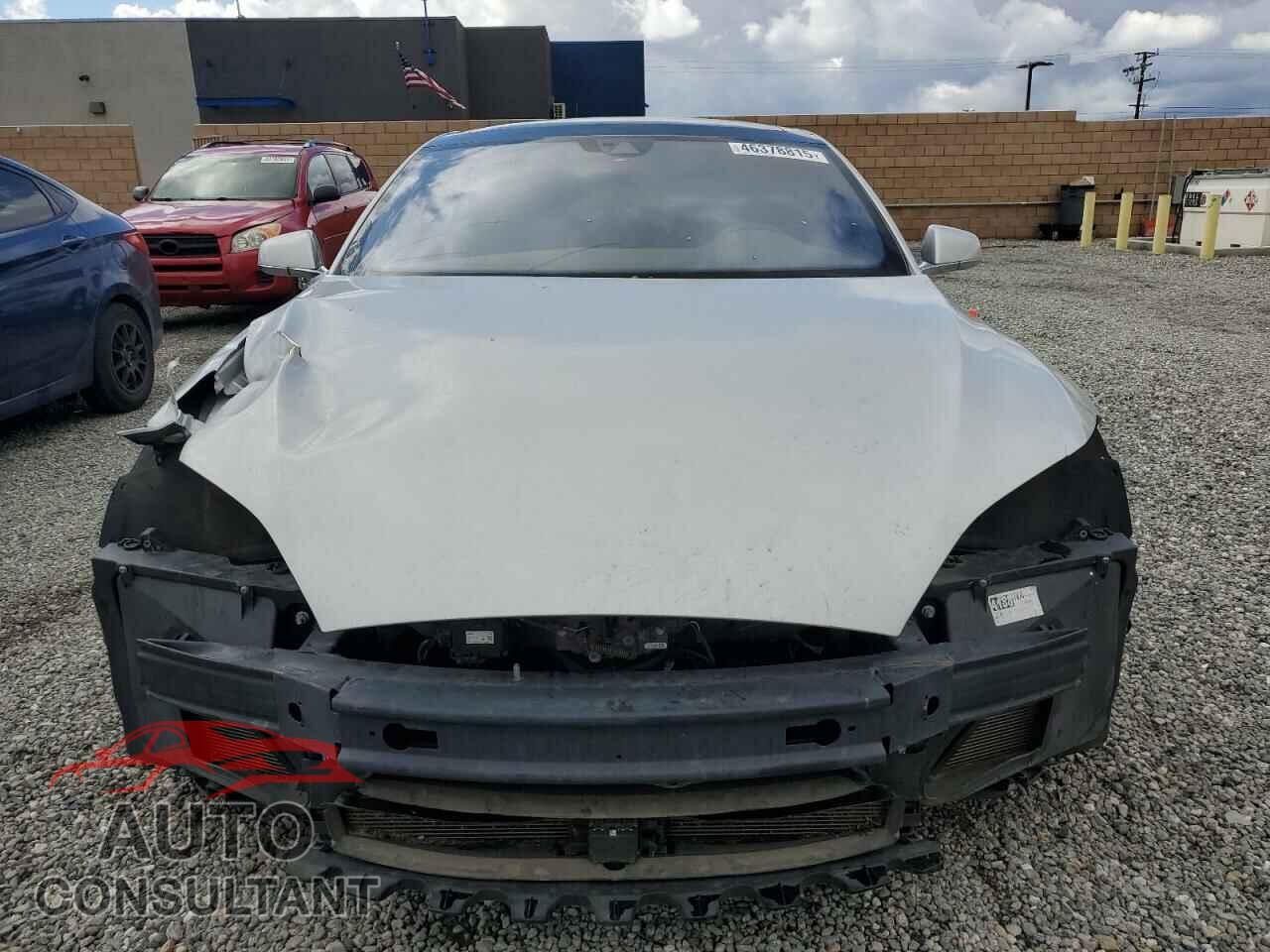 TESLA MODEL S 2015 - 5YJSA1E20FF116265