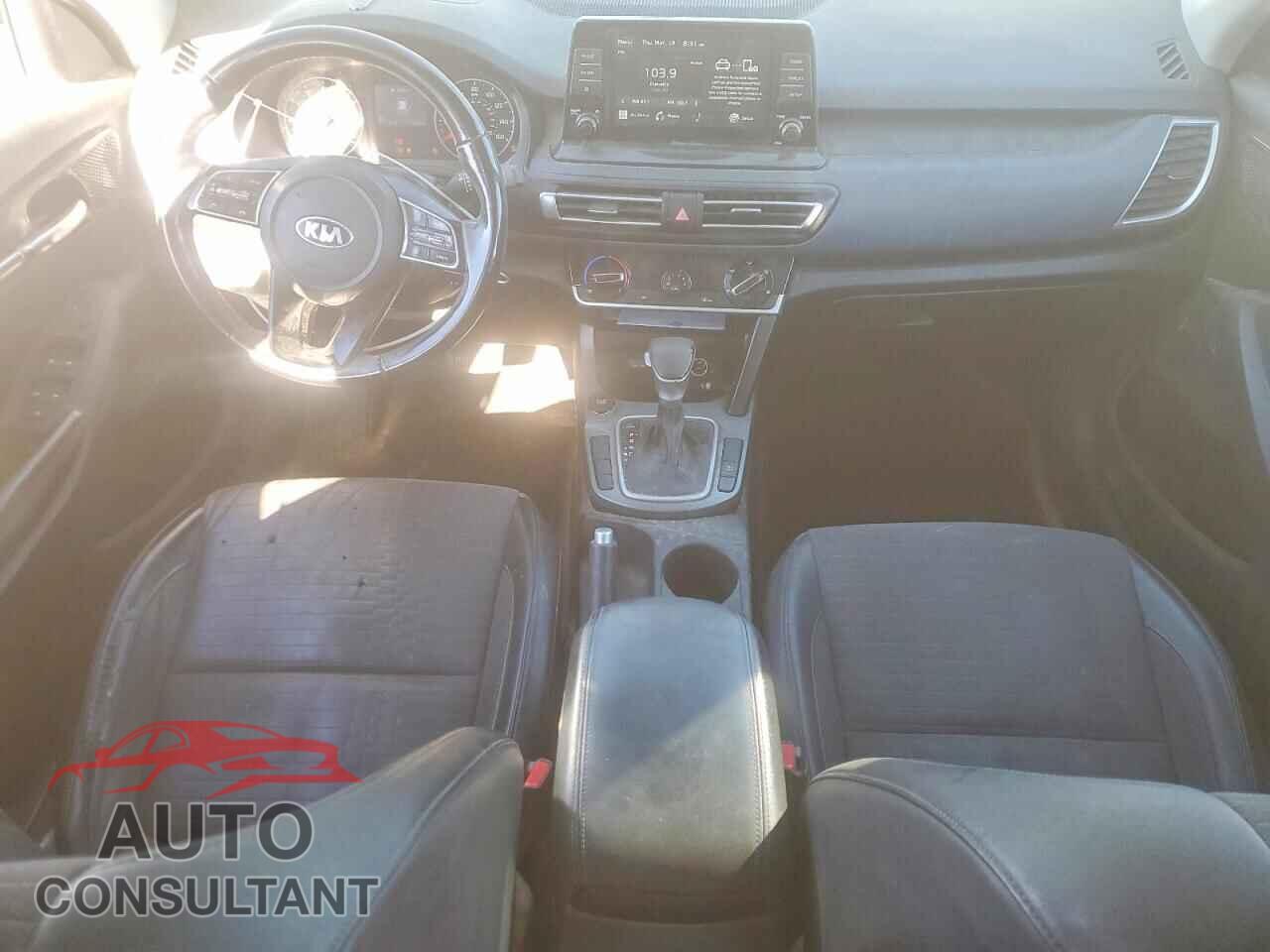 KIA SELTOS 2021 - KNDEU2AA1M7052277