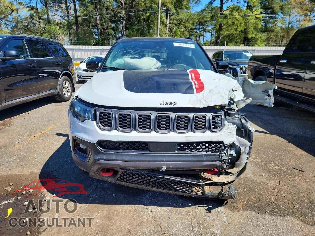 JEEP COMPASS 2024 - 3C4NJDDN7RT117770