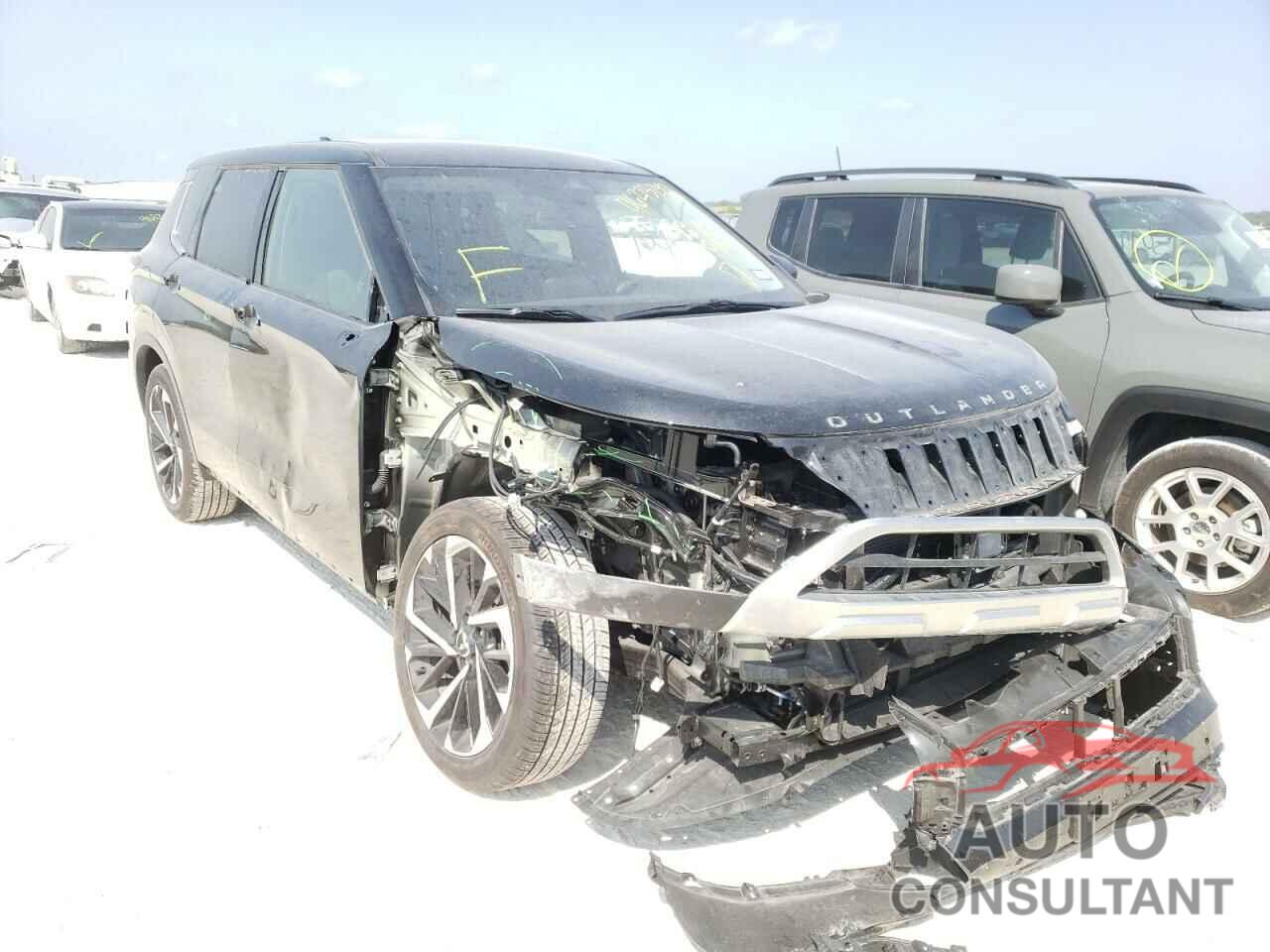 MITSUBISHI OUTLANDER 2022 - JA4J3UA86NZ050793