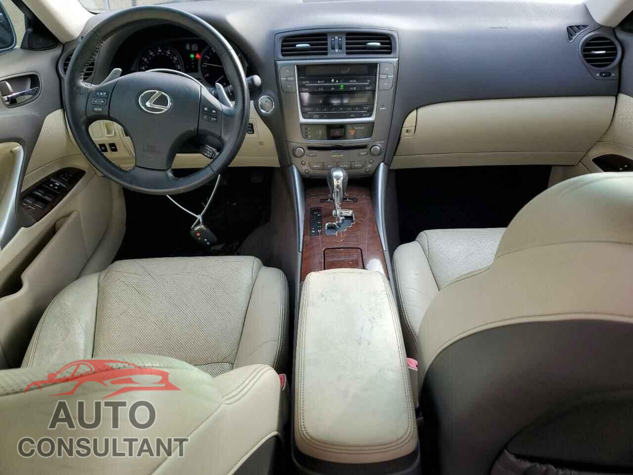 LEXUS IS 2010 - JTHCF5C20A5044668