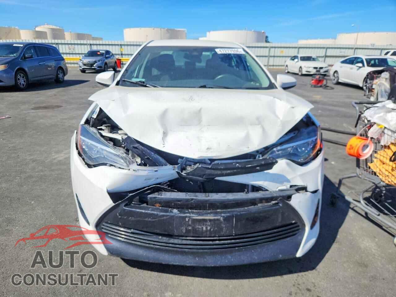 TOYOTA COROLLA 2017 - 5YFBURHEXHP727357