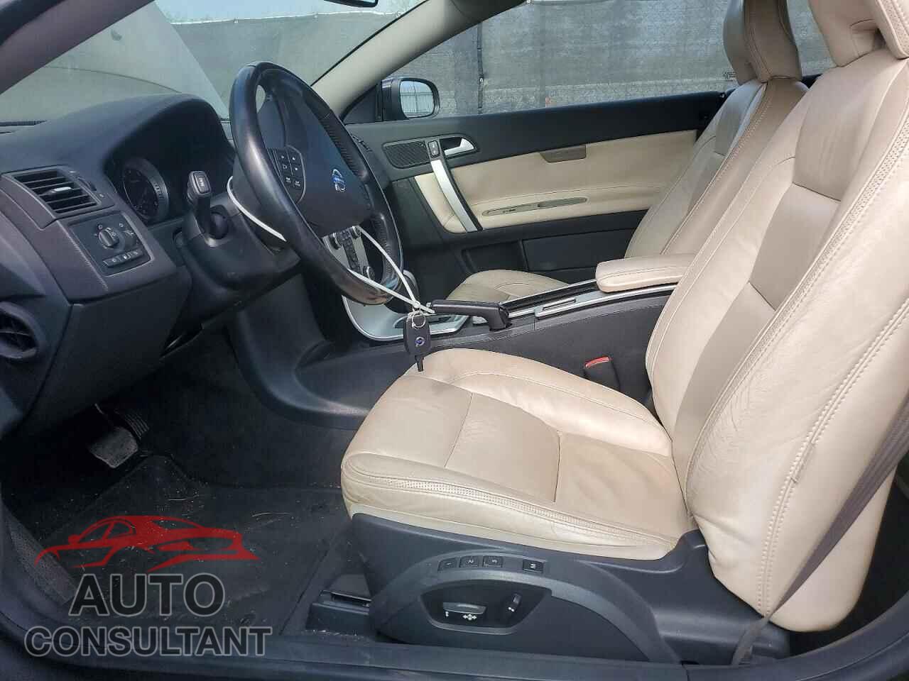 VOLVO C70 2011 - YV1672MC8BJ117192