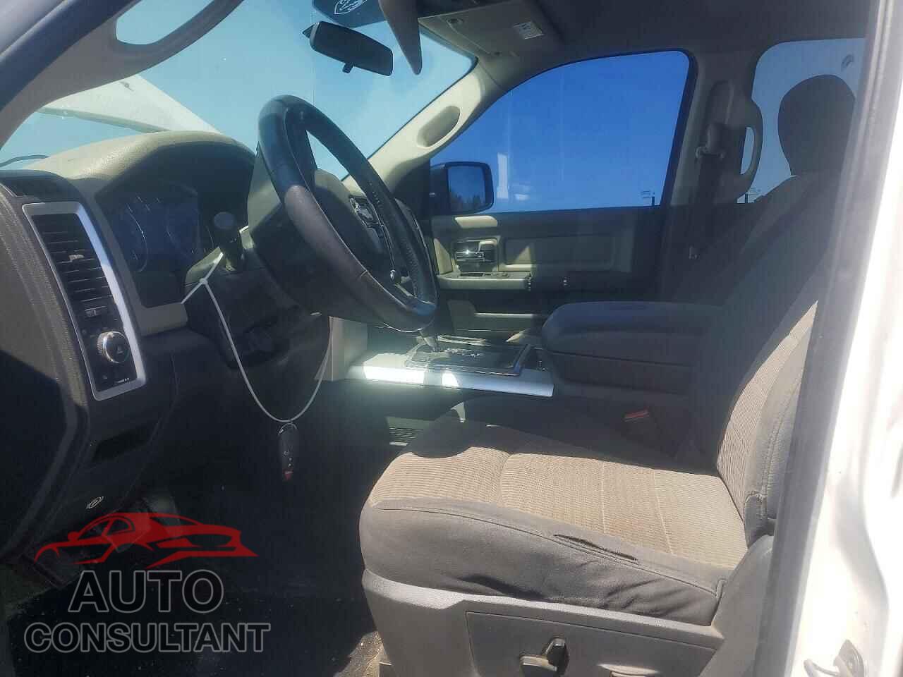 DODGE RAM 1500 2012 - 1C6RD7LT7CS308714