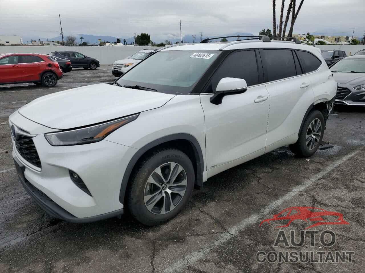 TOYOTA HIGHLANDER 2022 - 5TDHBRCH8NS538890