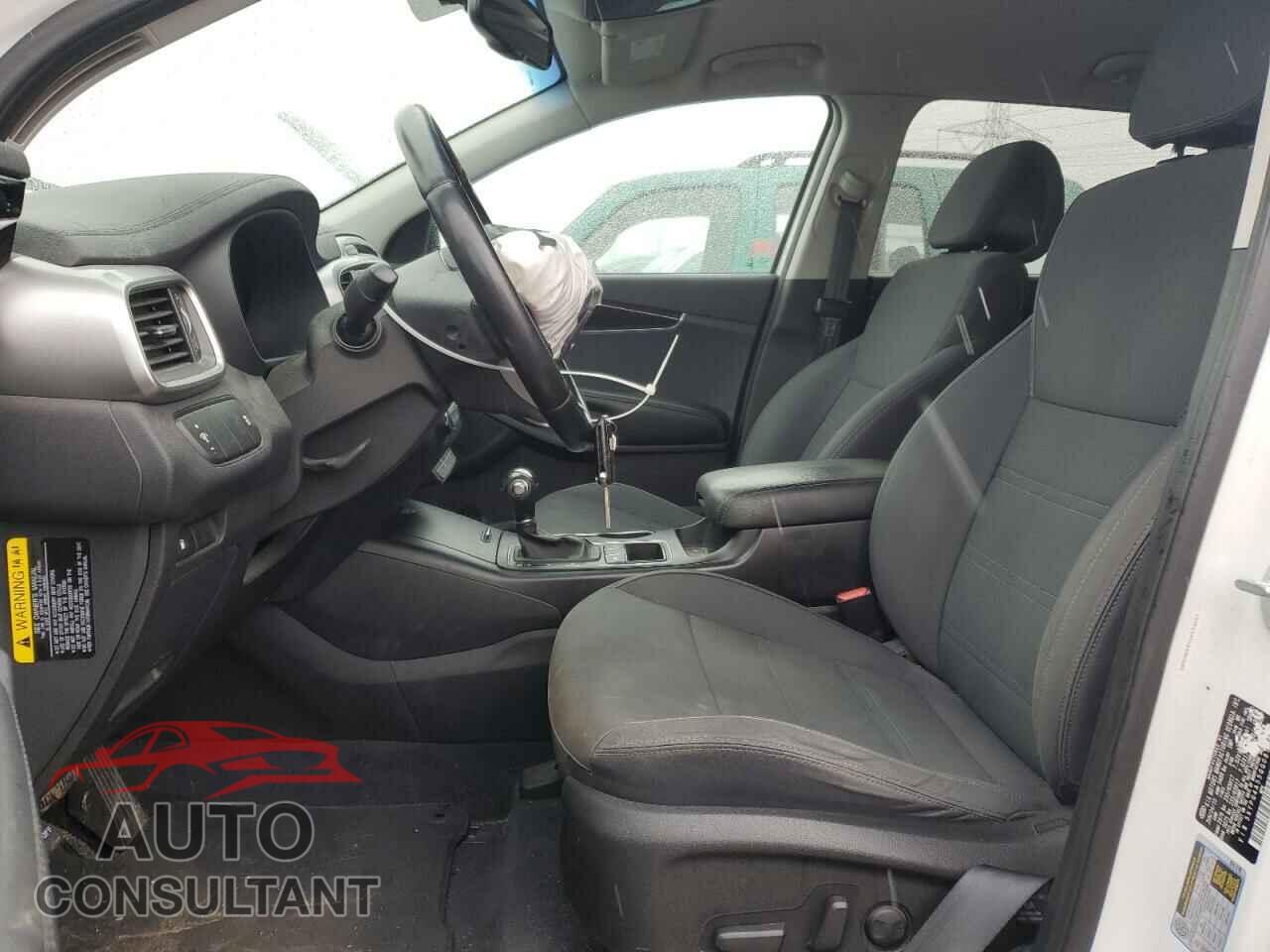 KIA SORENTO 2016 - 5XYPG4A55GG083585