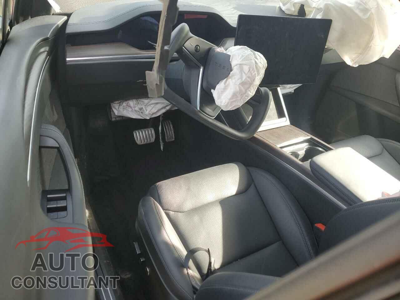 TESLA MODEL X 2024 - 7SAXCDE52RF449280