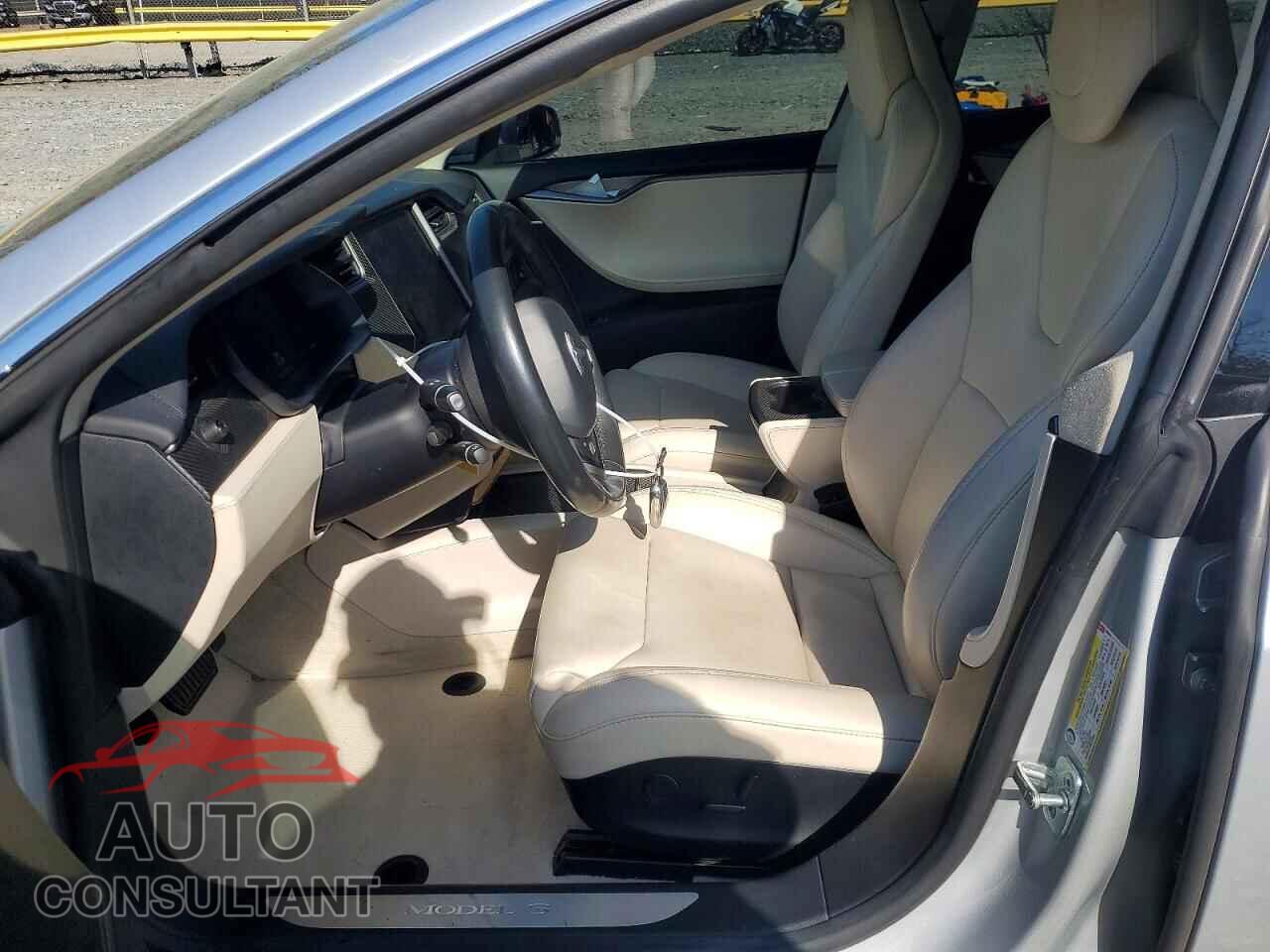 TESLA MODEL S 2018 - 5YJSA1E20JF253571