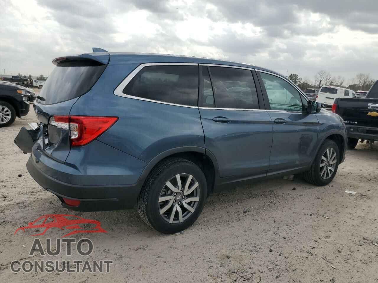 HONDA PILOT 2021 - 5FNYF5H33MB047382
