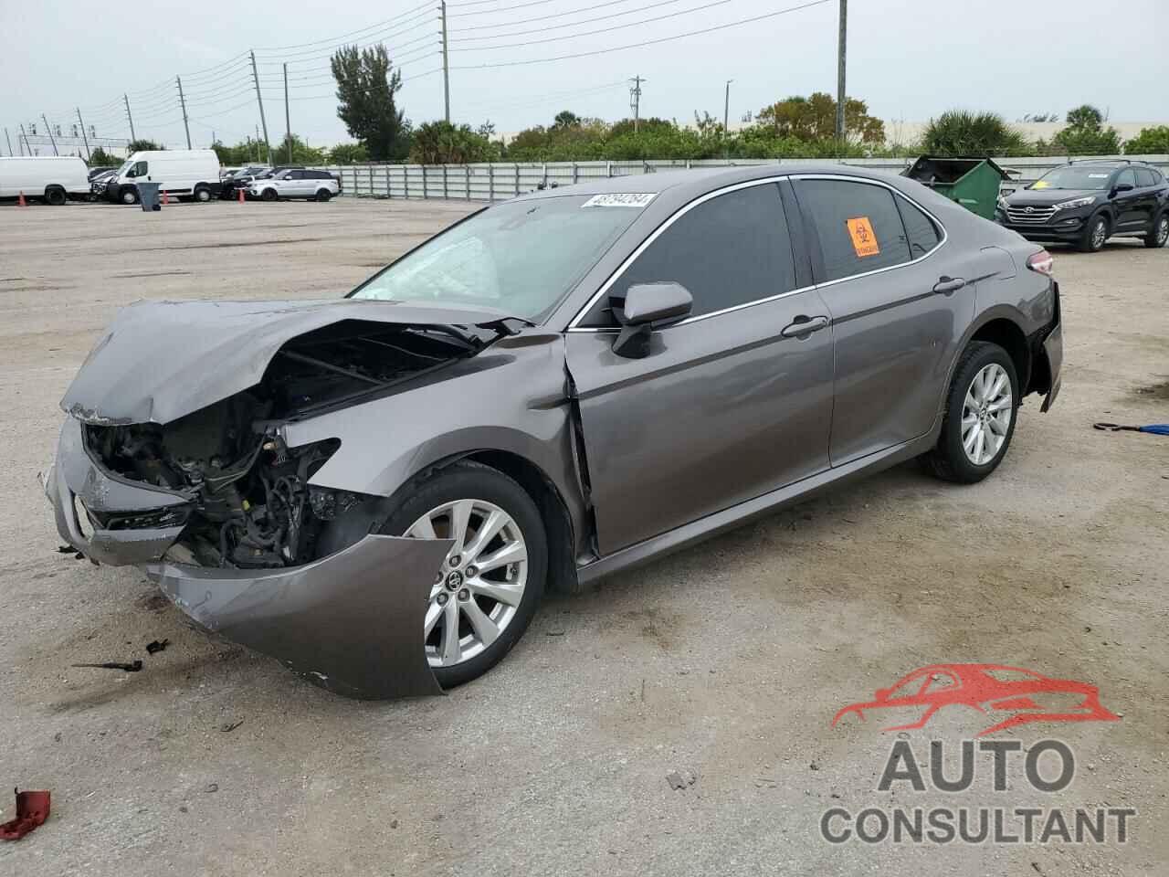 TOYOTA CAMRY 2018 - 4T1B11HK3JU556259