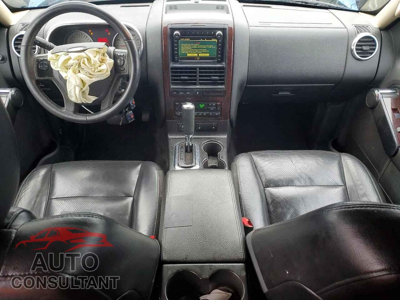 FORD EXPLORER 2010 - 1FMEU8F83AUA10601
