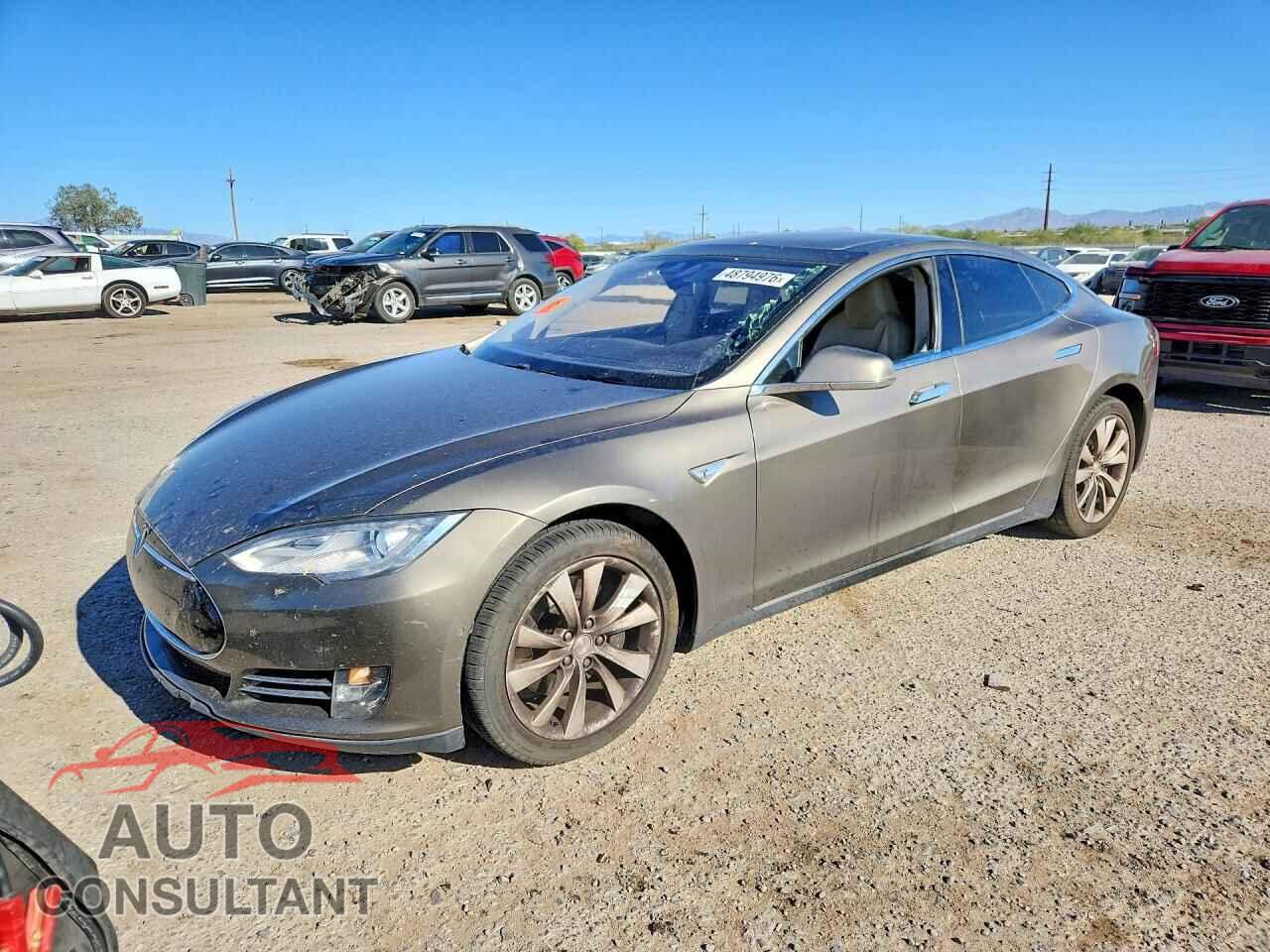 TESLA MODEL S 2015 - 5YJSA1E21FF114119