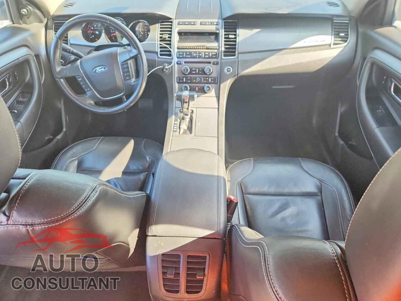 FORD TAURUS 2011 - 1FAHP2EW8BG109717