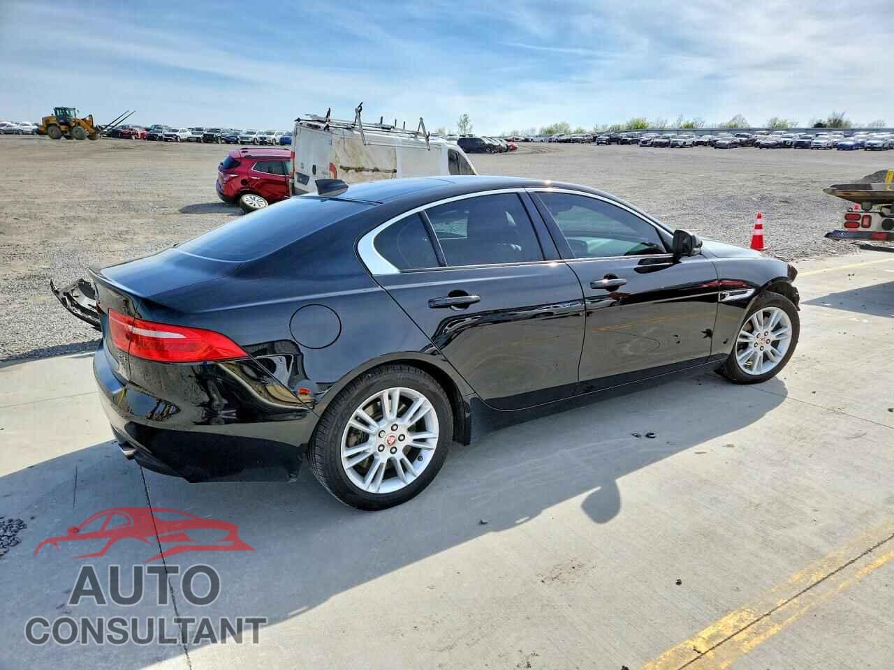 JAGUAR XE 2017 - SAJAD4BG3HA965193