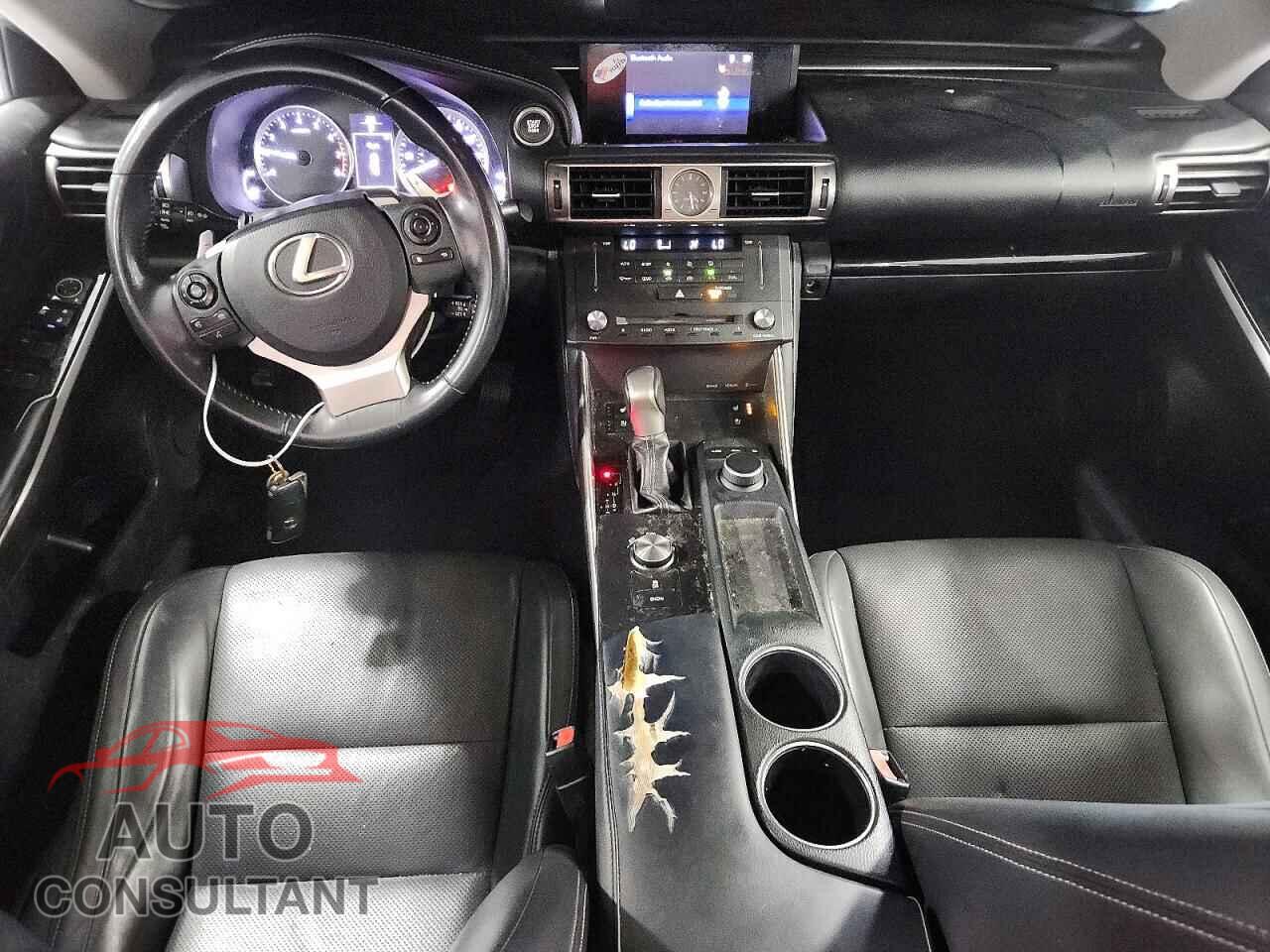 LEXUS IS 2015 - JTHCF1D22F5016207
