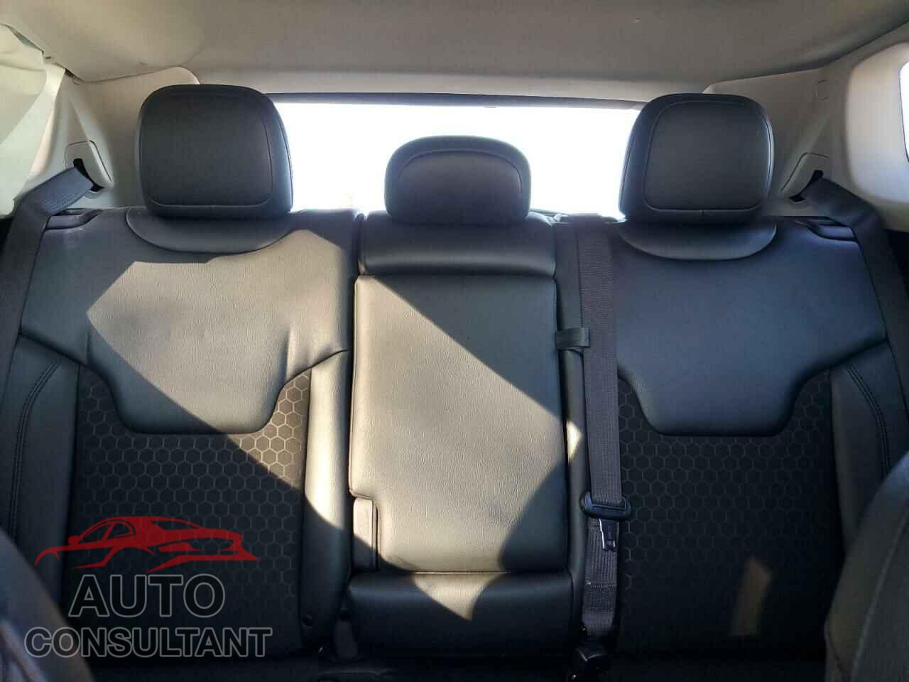JEEP COMPASS 2021 - 3C4NJDBB4MT592794