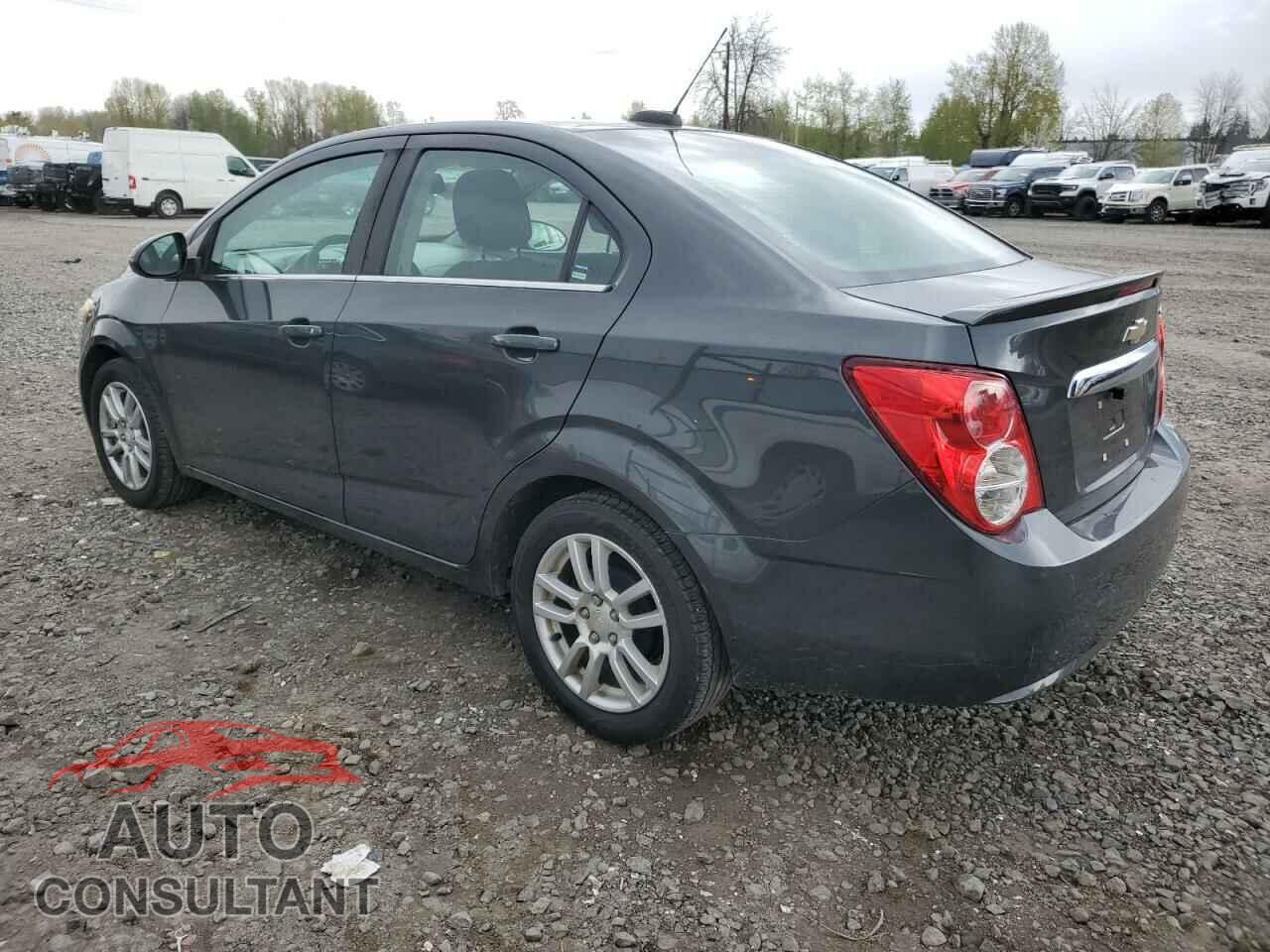 CHEVROLET SONIC 2016 - 1G1JC5SG6G4169471
