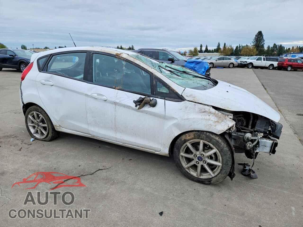 FORD FIESTA 2014 - 3FADP4EJ9EM220849