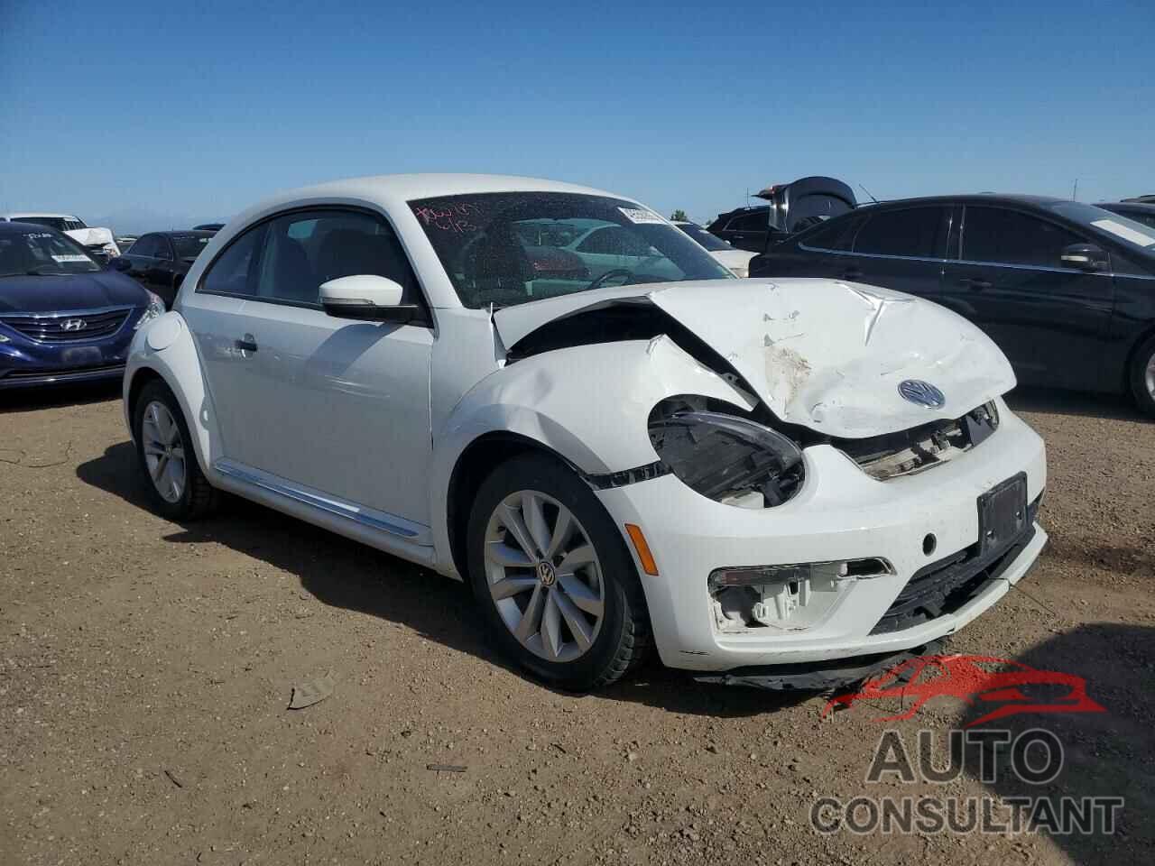 VOLKSWAGEN BEETLE 2017 - 3VWF17AT5HM630708