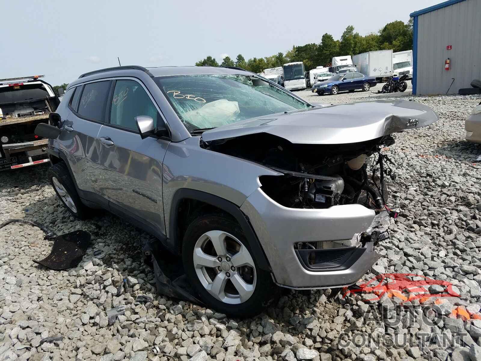 JEEP COMPASS 2018 - 3C4NJDBB7JT252244
