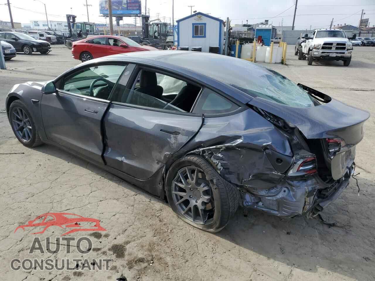 TESLA MODEL 3 2023 - 5YJ3E1EA3PF689145
