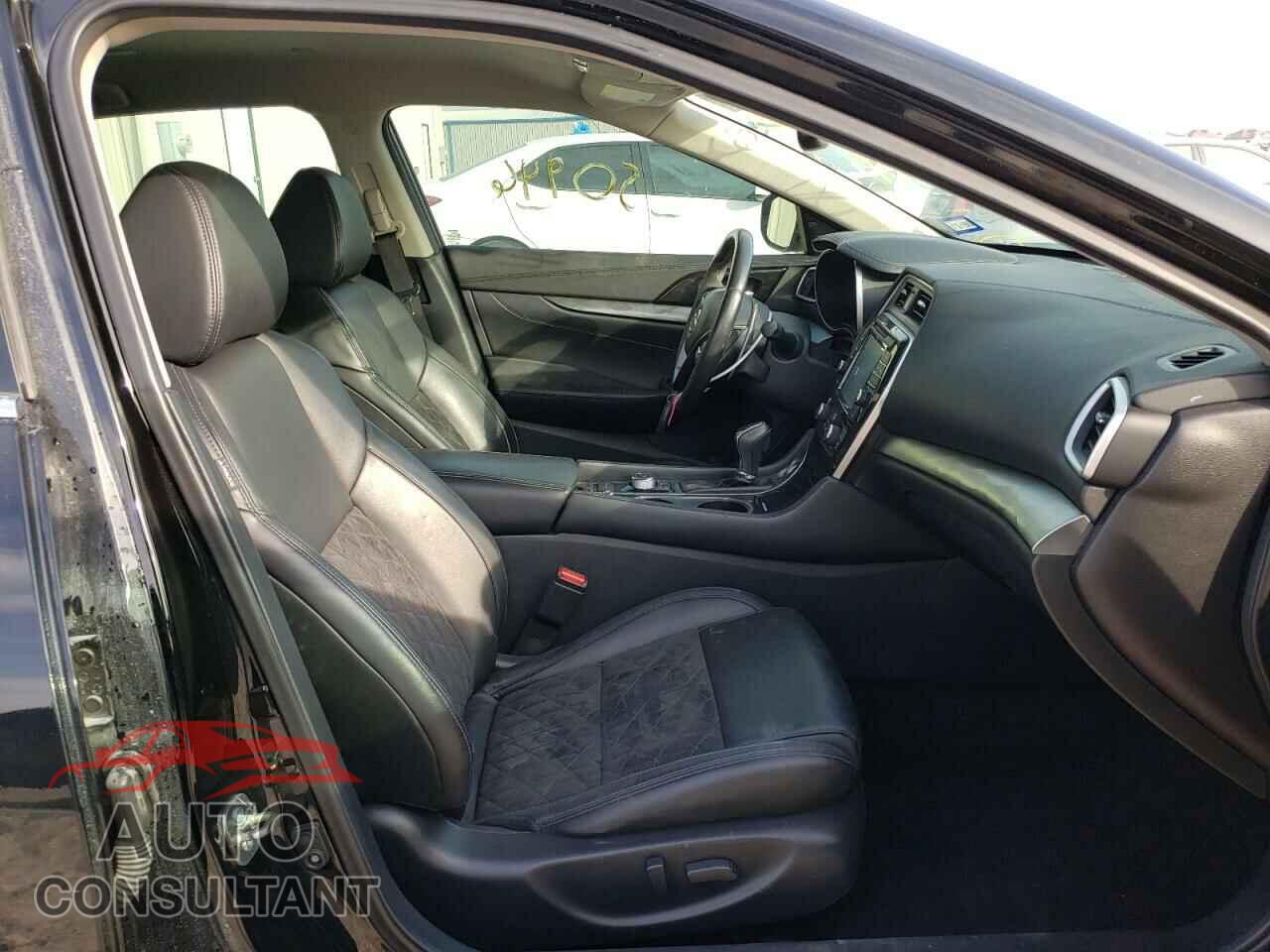 NISSAN MAXIMA 2017 - 1N4AA6AP9HC402065