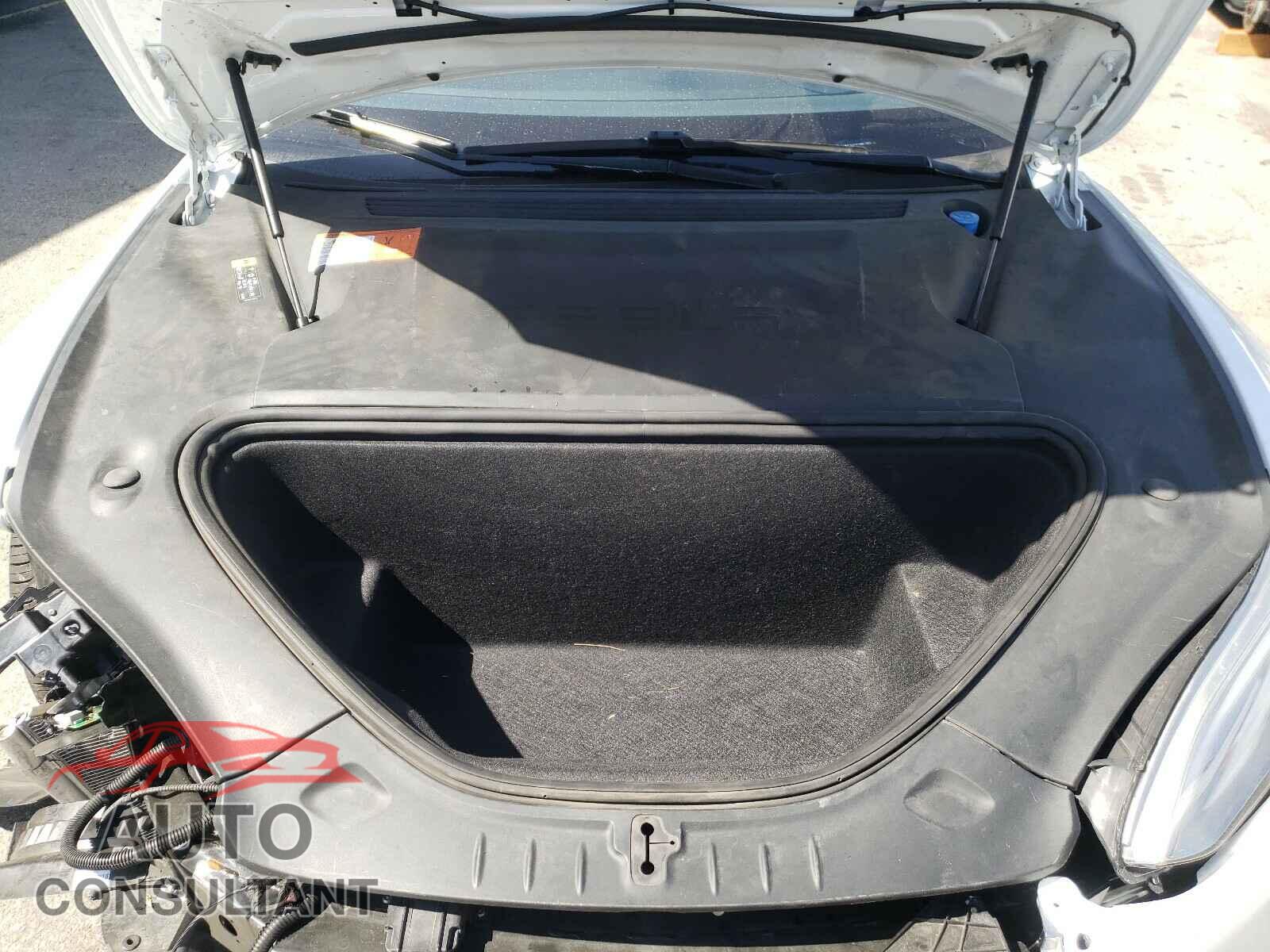 TESLA MODEL S 2018 - 5YJSA1E25JF267904