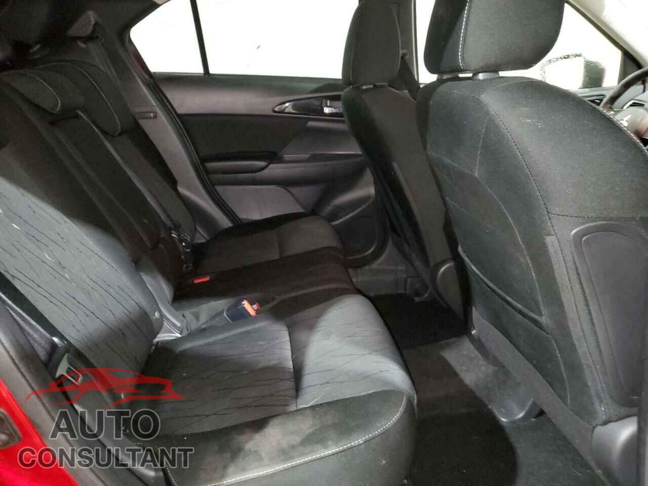 MITSUBISHI ECLIPSE 2019 - JA4AT5AA2KZ015902