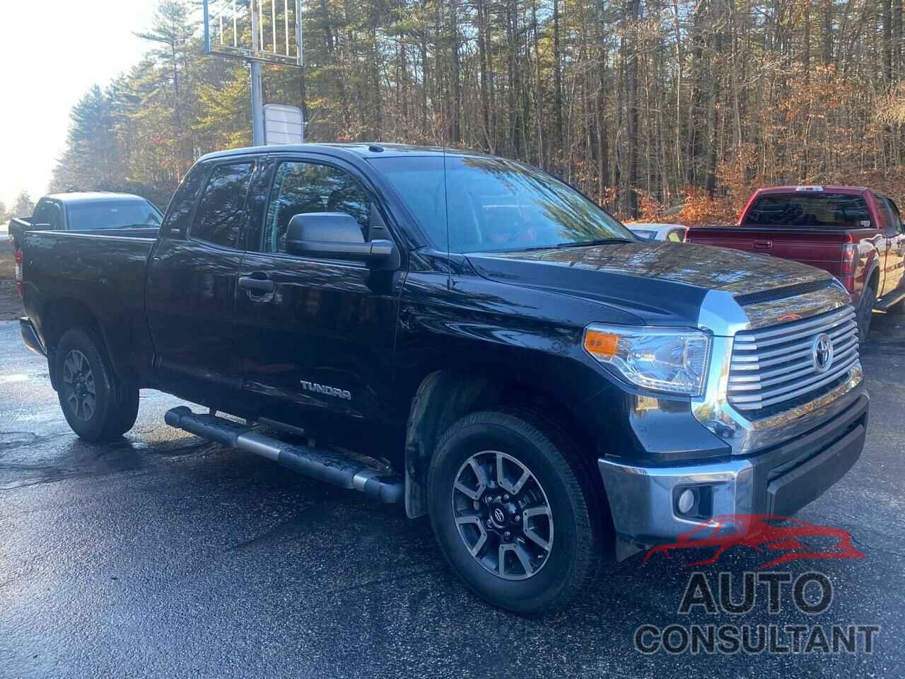 TOYOTA TUNDRA 2015 - 5TFUM5F18FX059235