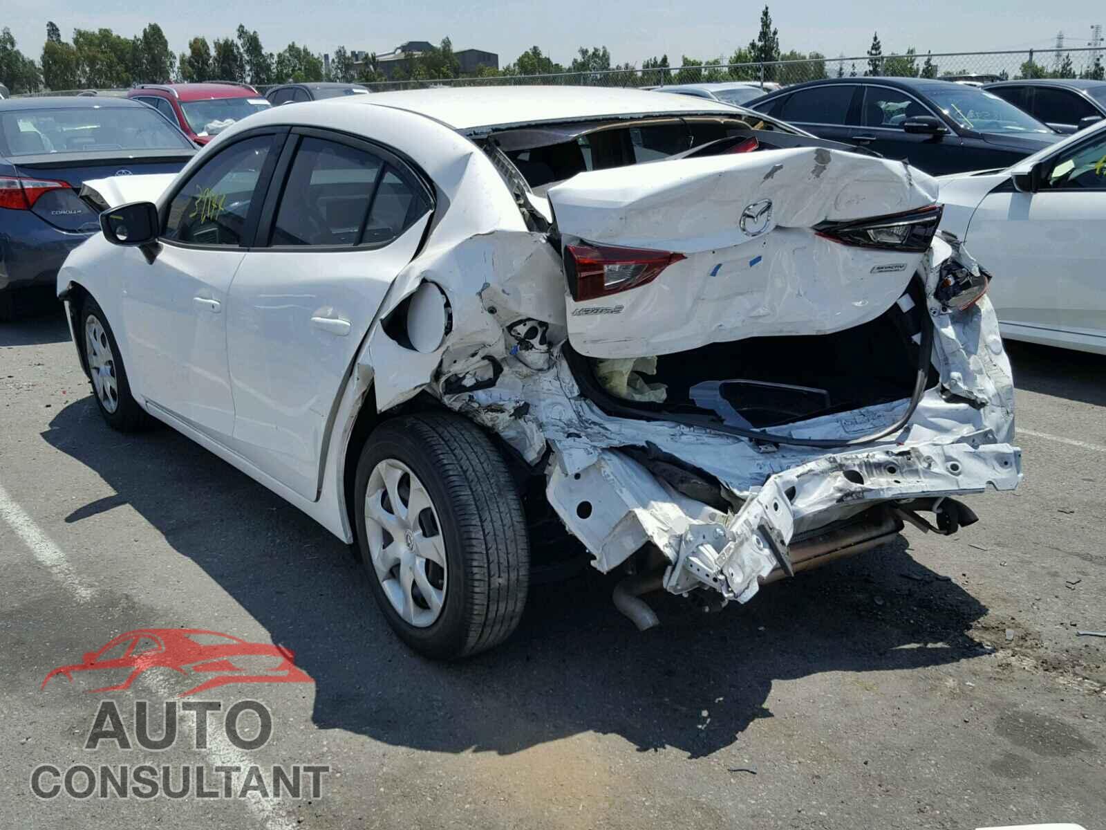 MAZDA 3 2017 - 3MZBN1U70HM104792