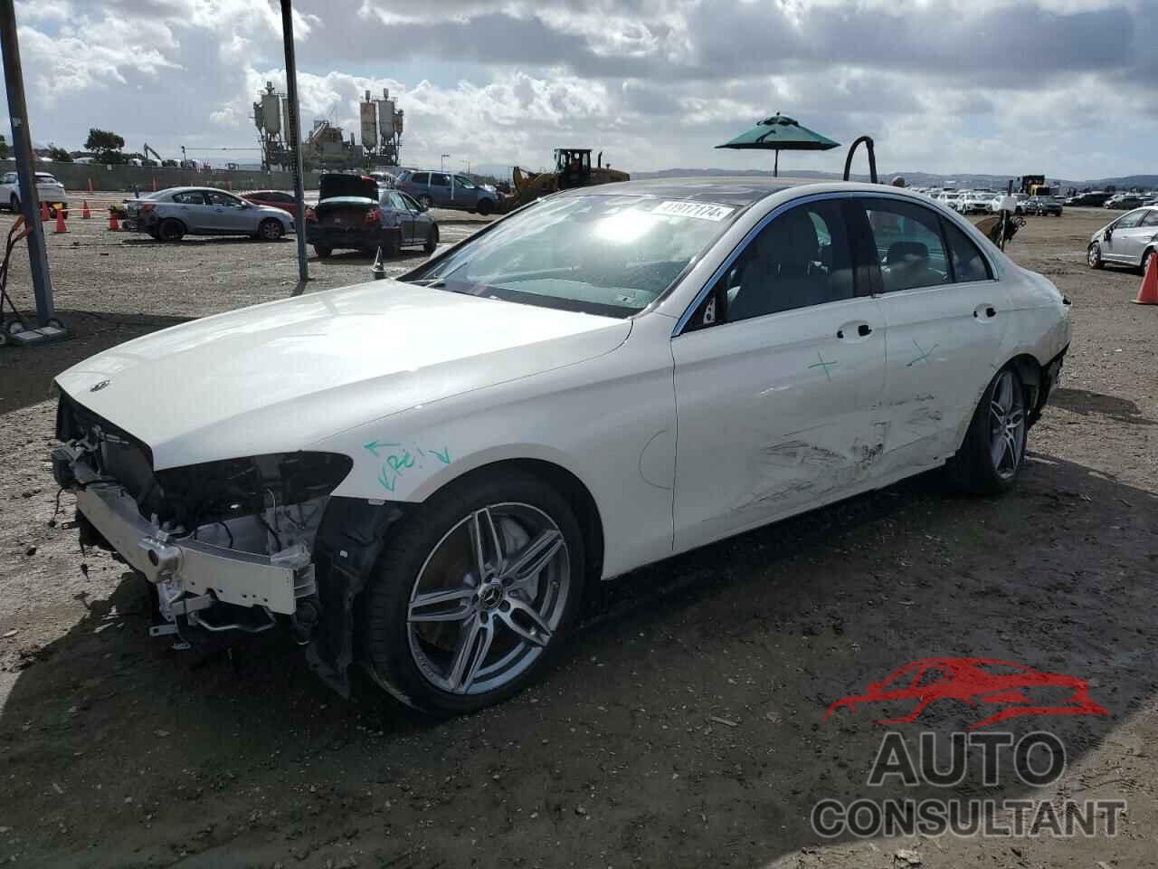 MERCEDES-BENZ E-CLASS 2019 - WDDZF4JB7KA621199