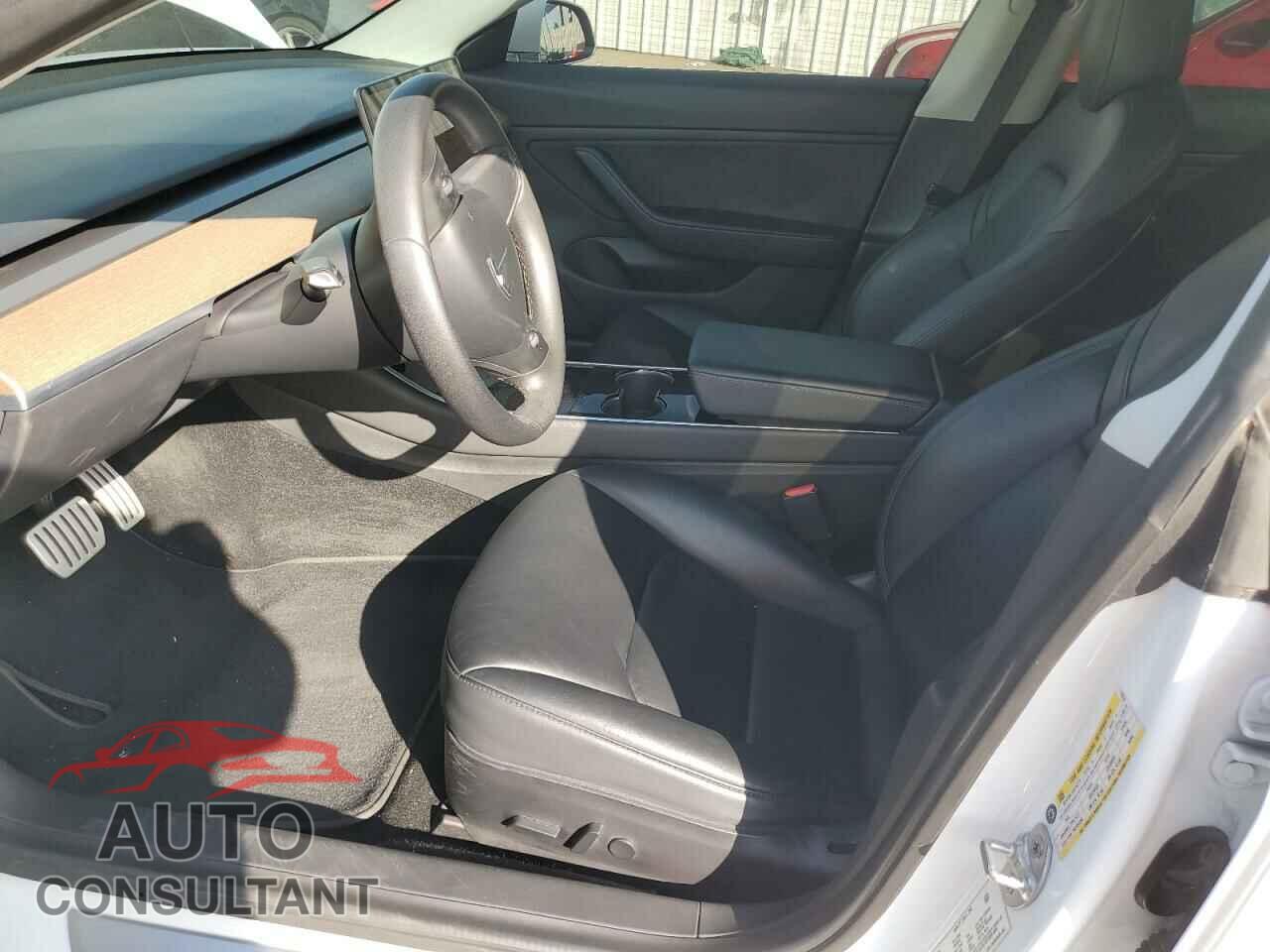 TESLA MODEL 3 2020 - 5YJ3E1EC4LF719331