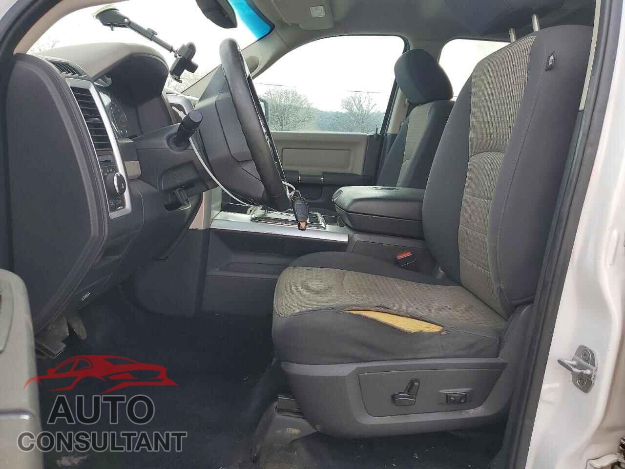 DODGE RAM 1500 2012 - 1C6RD6LT1CS280953