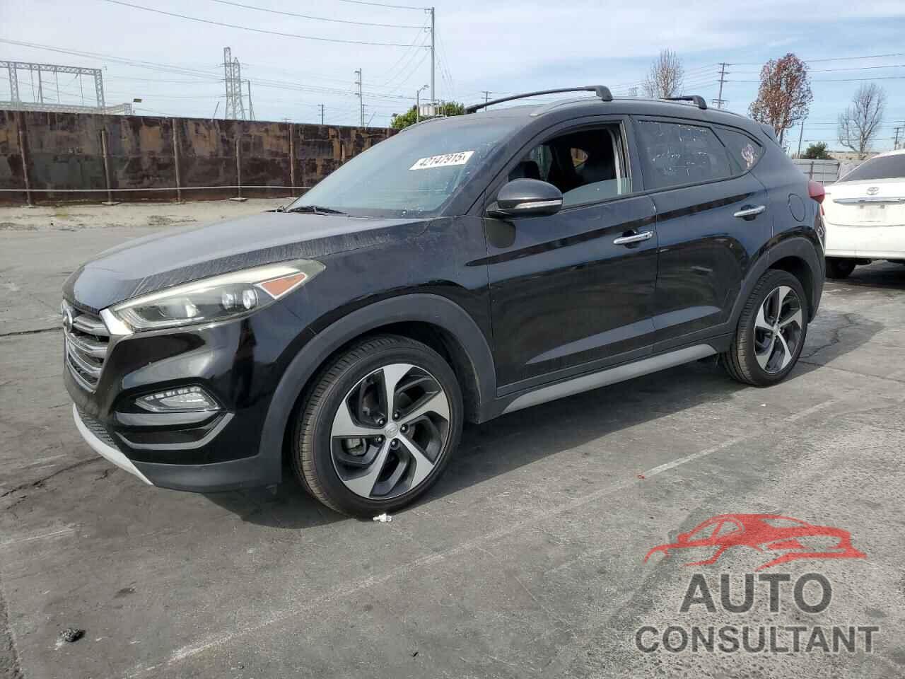 HYUNDAI TUCSON 2017 - KM8J33A28HU526390