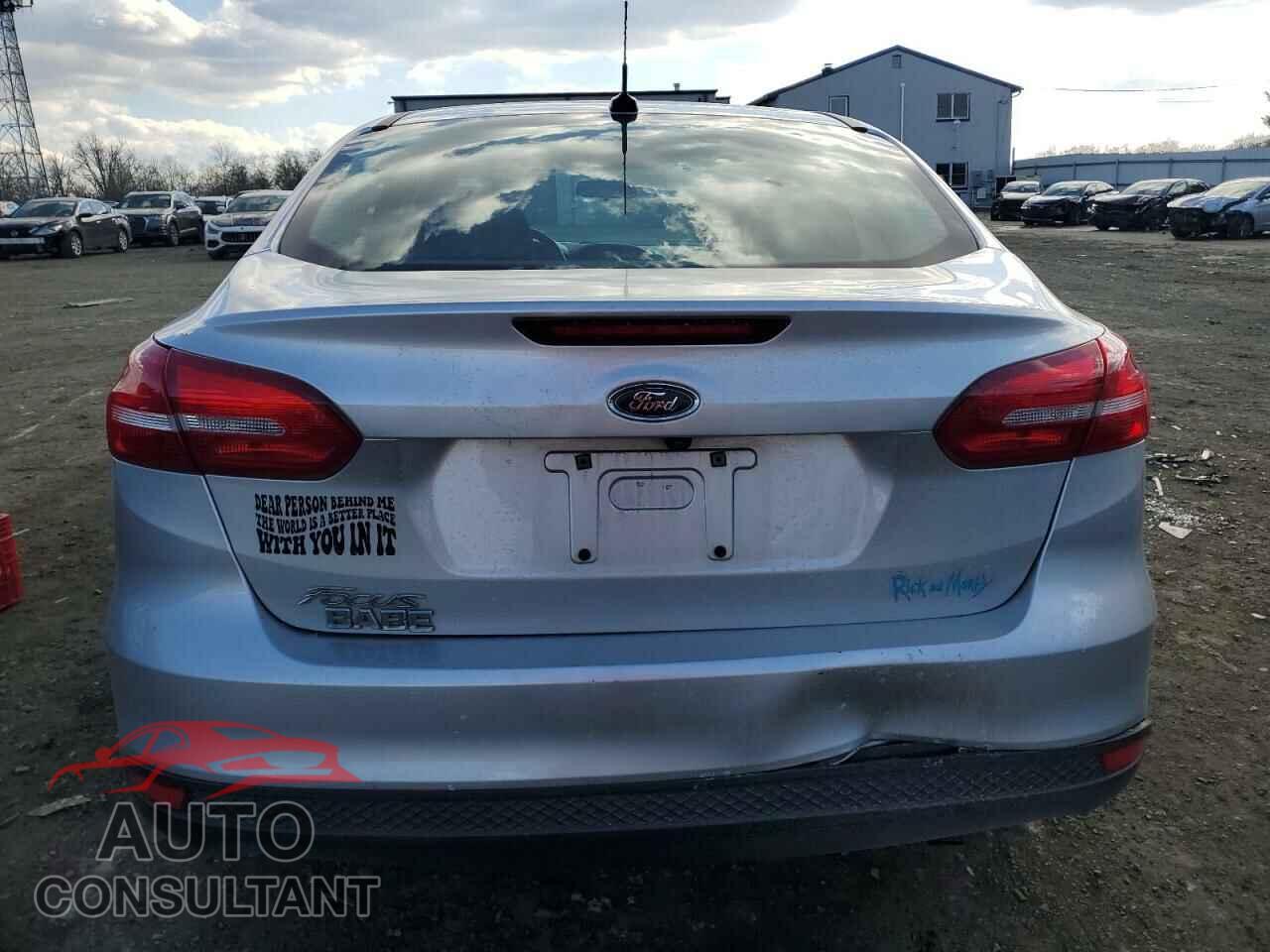 FORD FOCUS 2018 - 1FADP3E21JL243718