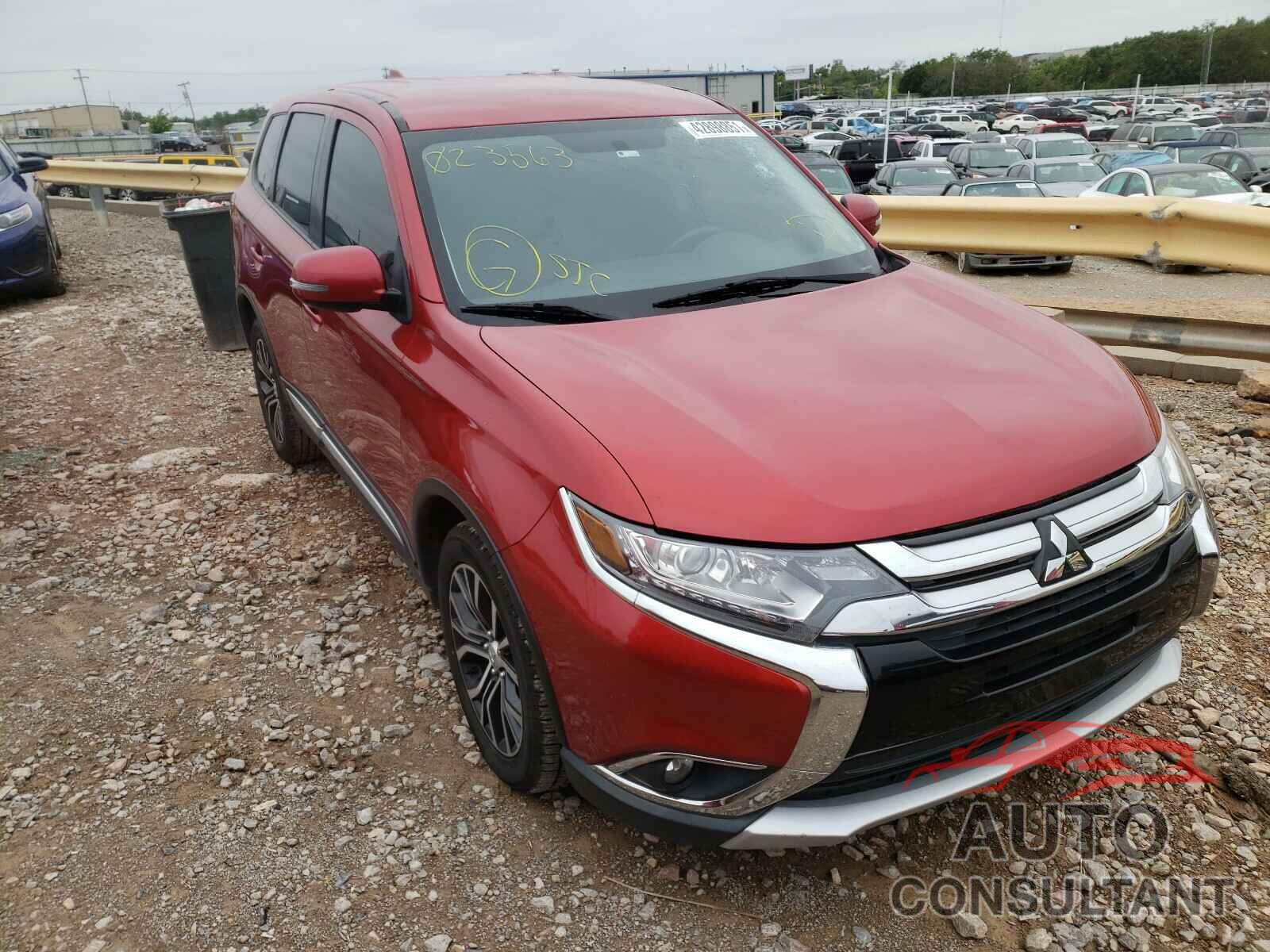 MITSUBISHI OUTLANDER 2018 - JA4AD3A30JZ023563