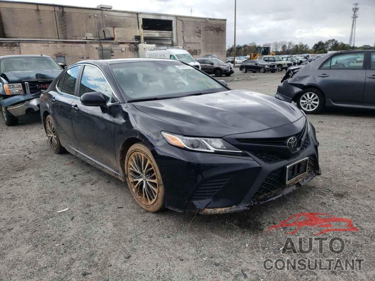 TOYOTA CAMRY 2018 - 4T1B11HK8JU019189
