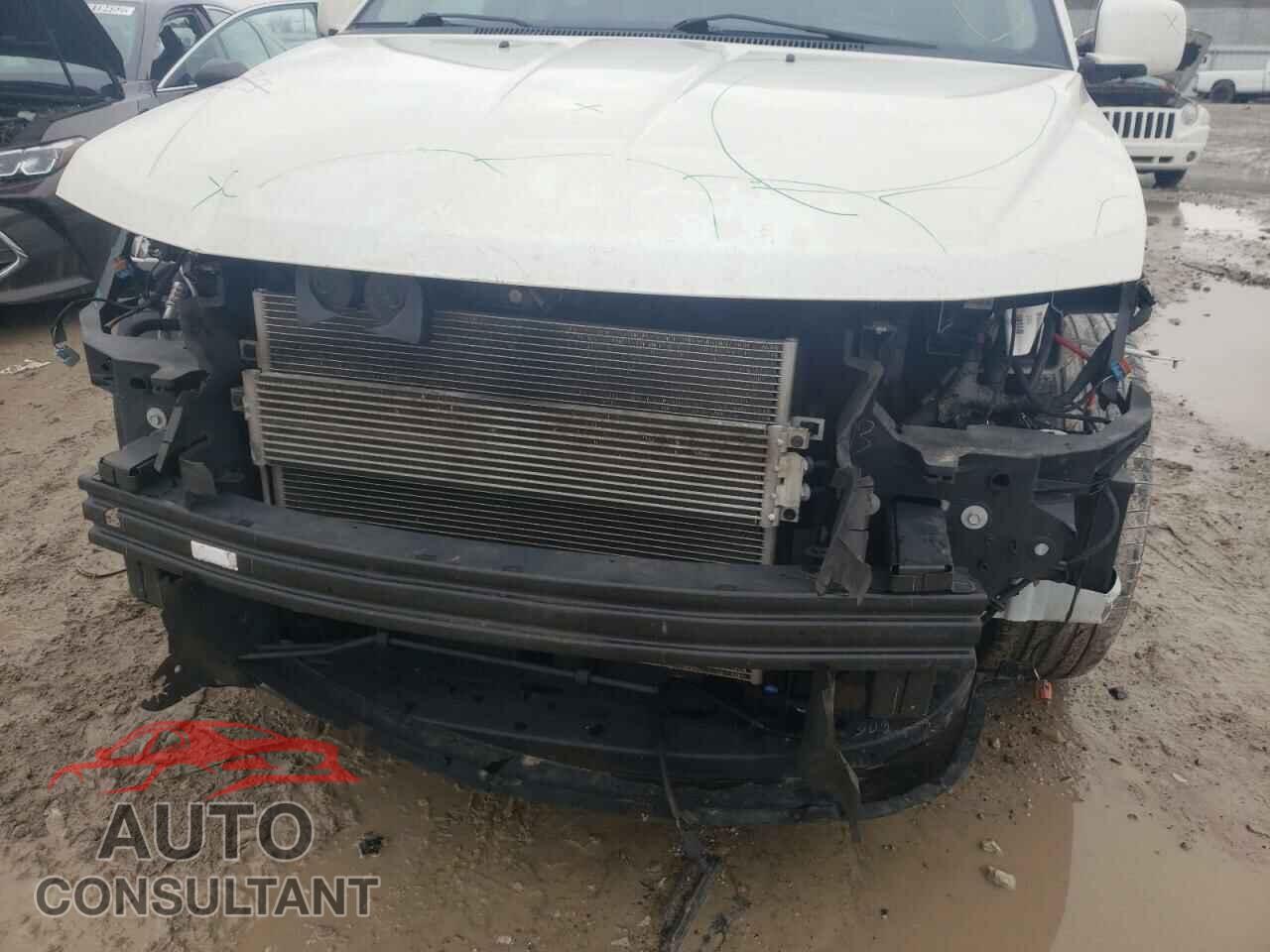 DODGE JOURNEY 2017 - 3C4PDCGB7HT564528