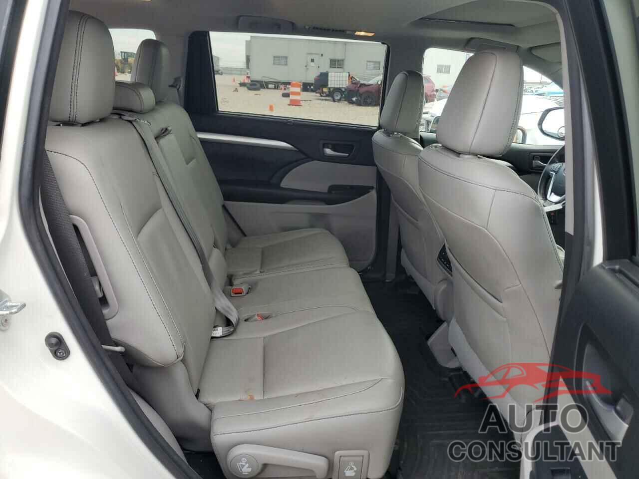 TOYOTA HIGHLANDER 2017 - 5TDJGRFH1HS029940