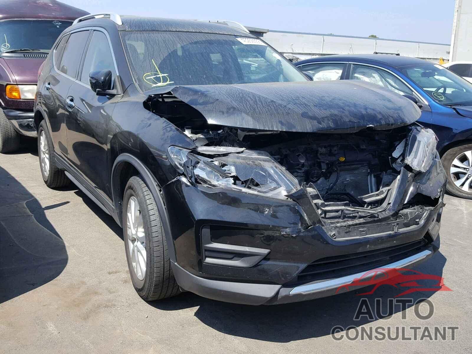 NISSAN ROGUE S 2017 - KNMAT2MT8HP521756