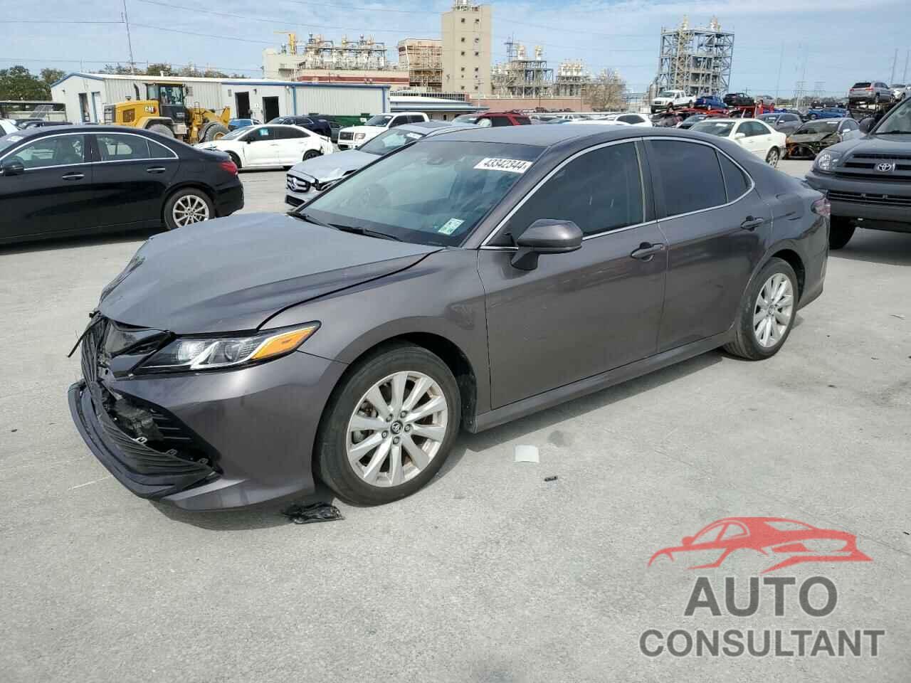 TOYOTA CAMRY 2018 - 4T1B11HK5JU590509