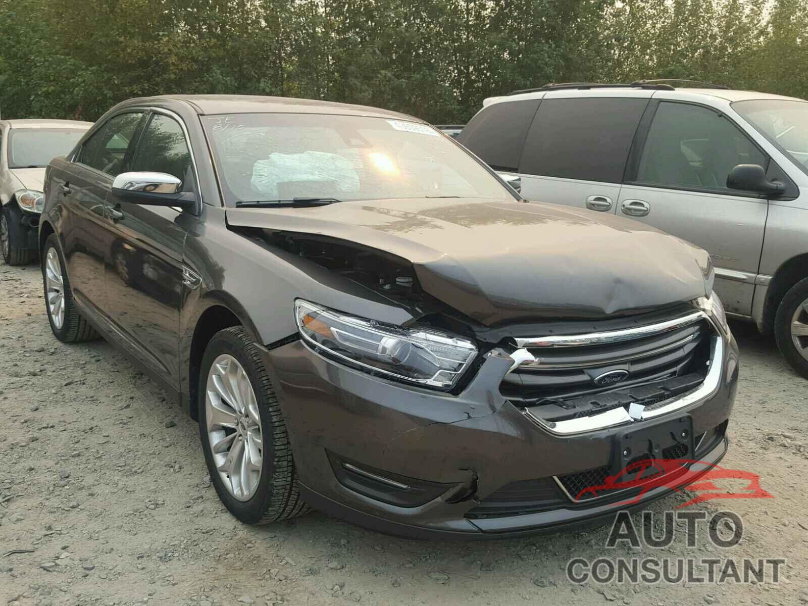 FORD TAURUS 2018 - 1FAHP2F80JG132777