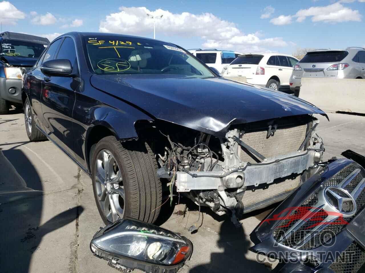 MERCEDES-BENZ C-CLASS 2016 - 55SWF4KB4GU138004