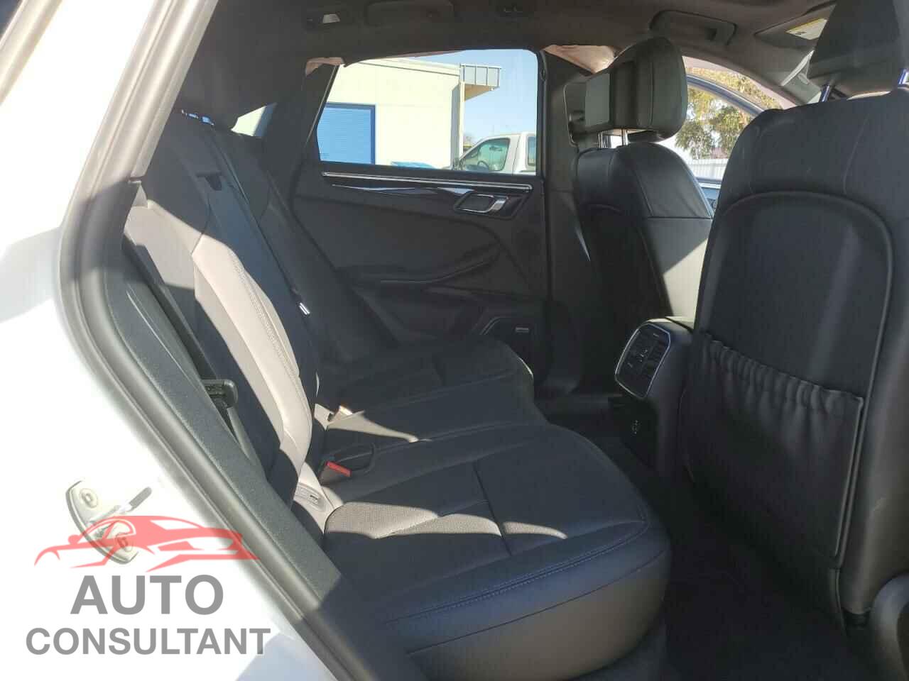 PORSCHE MACAN 2021 - WP1AA2A5XMLB12766