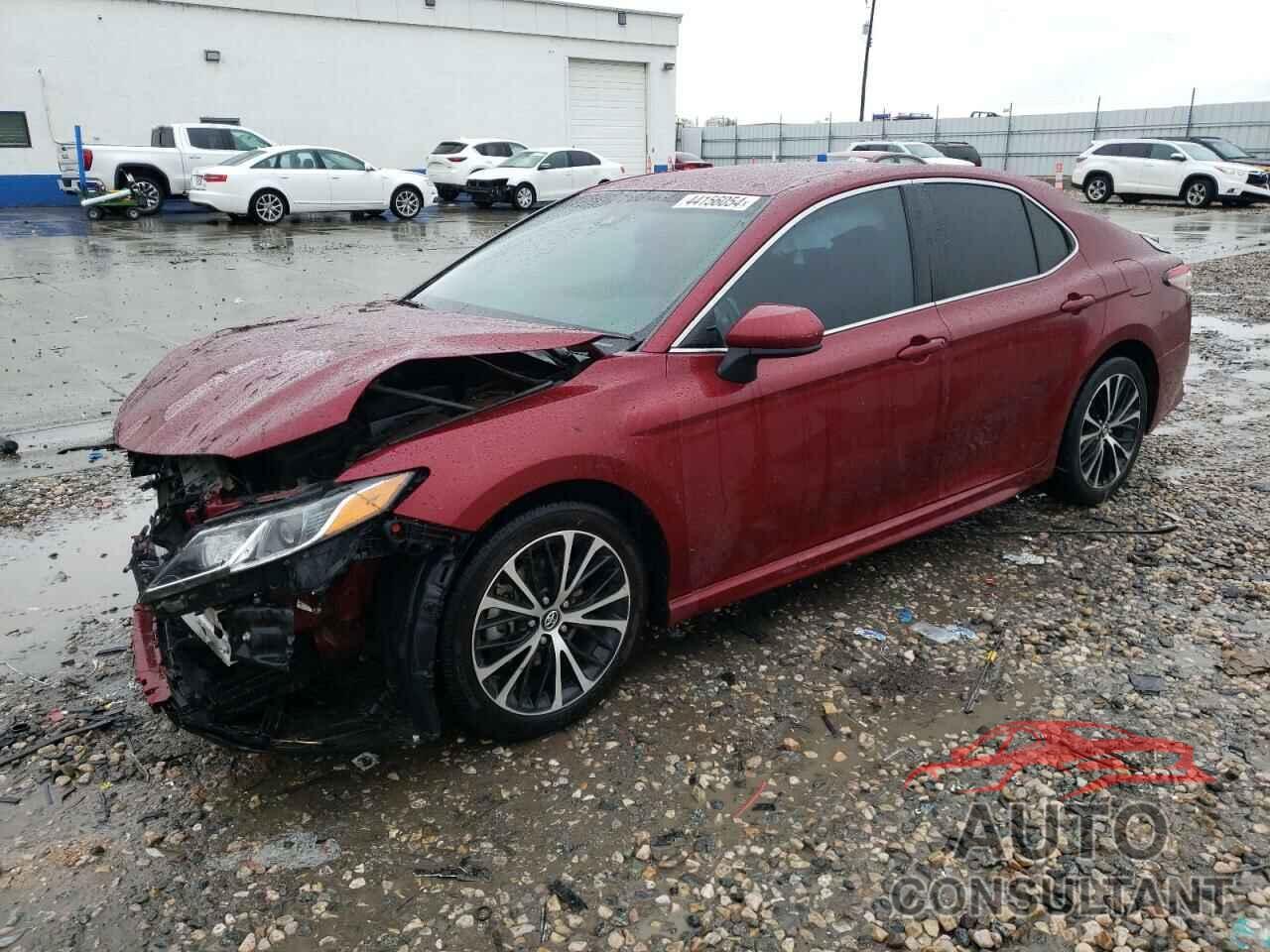 TOYOTA CAMRY 2018 - 4T1B11HK0JU580499