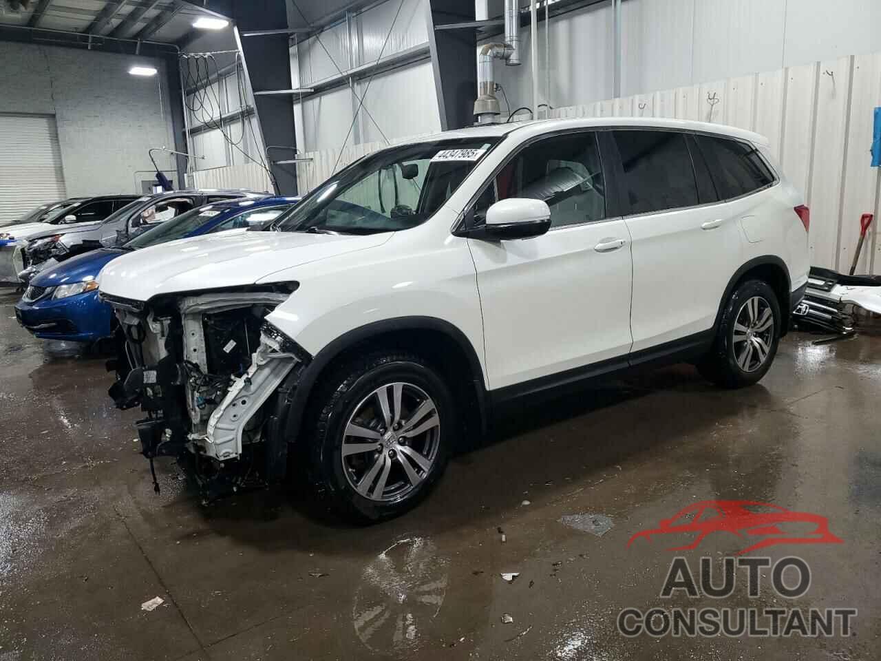 HONDA PILOT 2017 - 5FNYF6H53HB020454